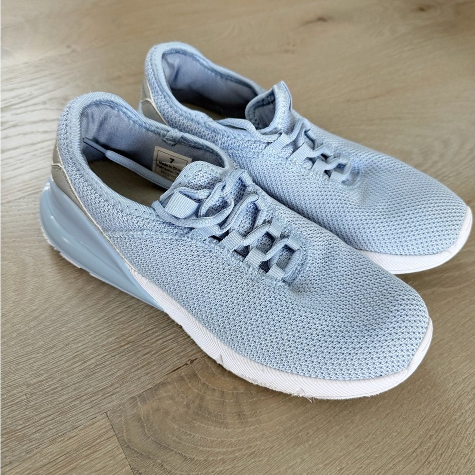Other Like New ACX Comfortable Light Blue Knit Sneakers size 7 Size US 7 / IT 37 - 8 Thumbnail