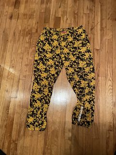 Supreme Warm Up Pant | Grailed