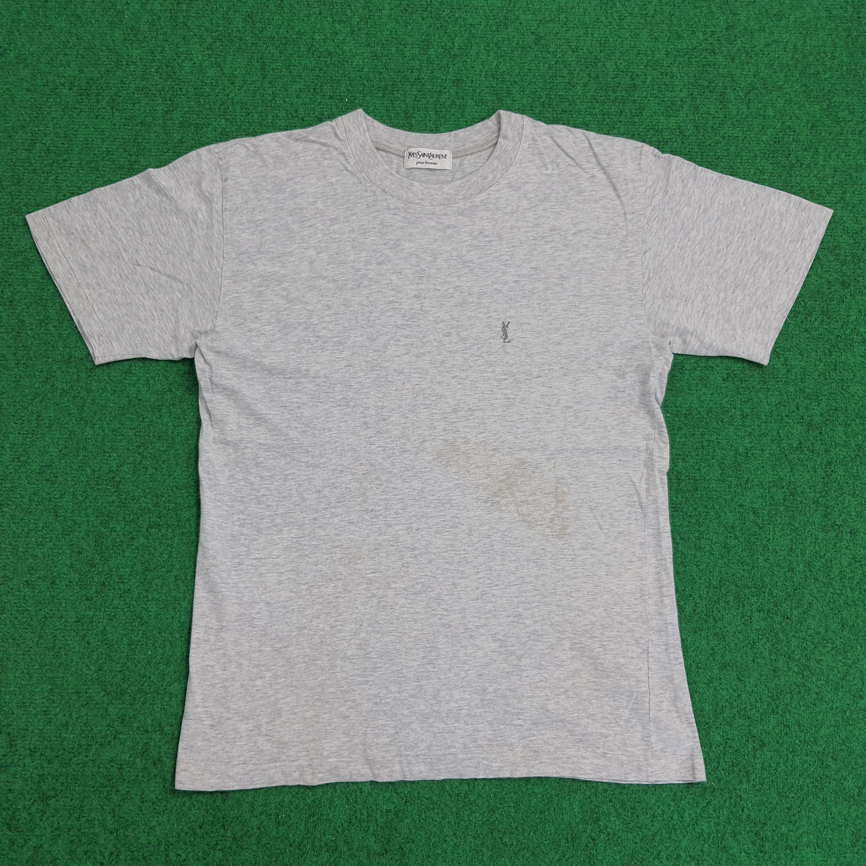 Vintage × Yves Saint Laurent Vintage Yves Saint Laurent Small Logo T-shirt Size US S / EU 44-46 / 1 - 1 Thumbnail