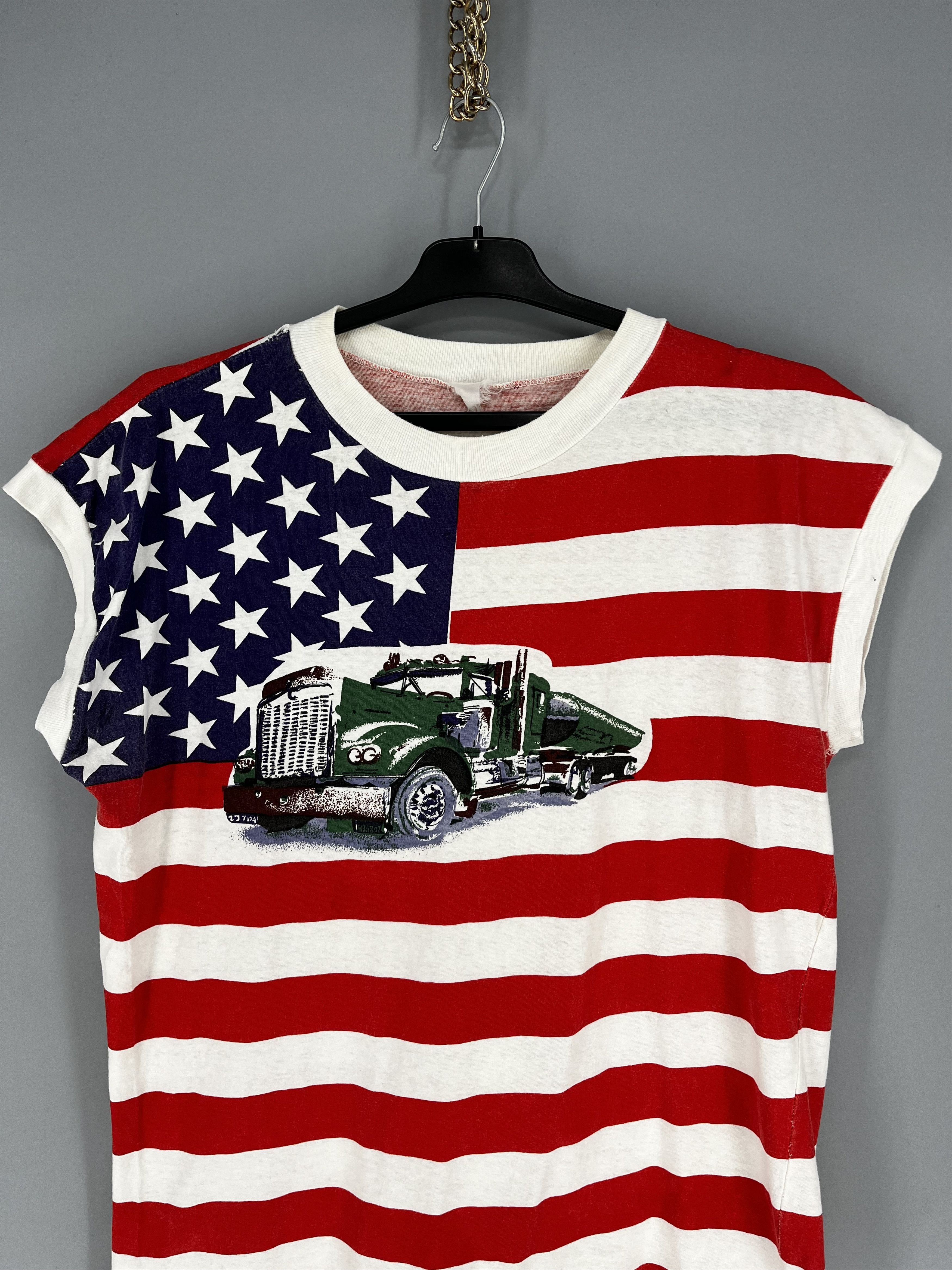 Vintage Vintage Truck T-shirt AMERICAN BEST USA Size US L / EU 52-54 / 3 - 7 Thumbnail