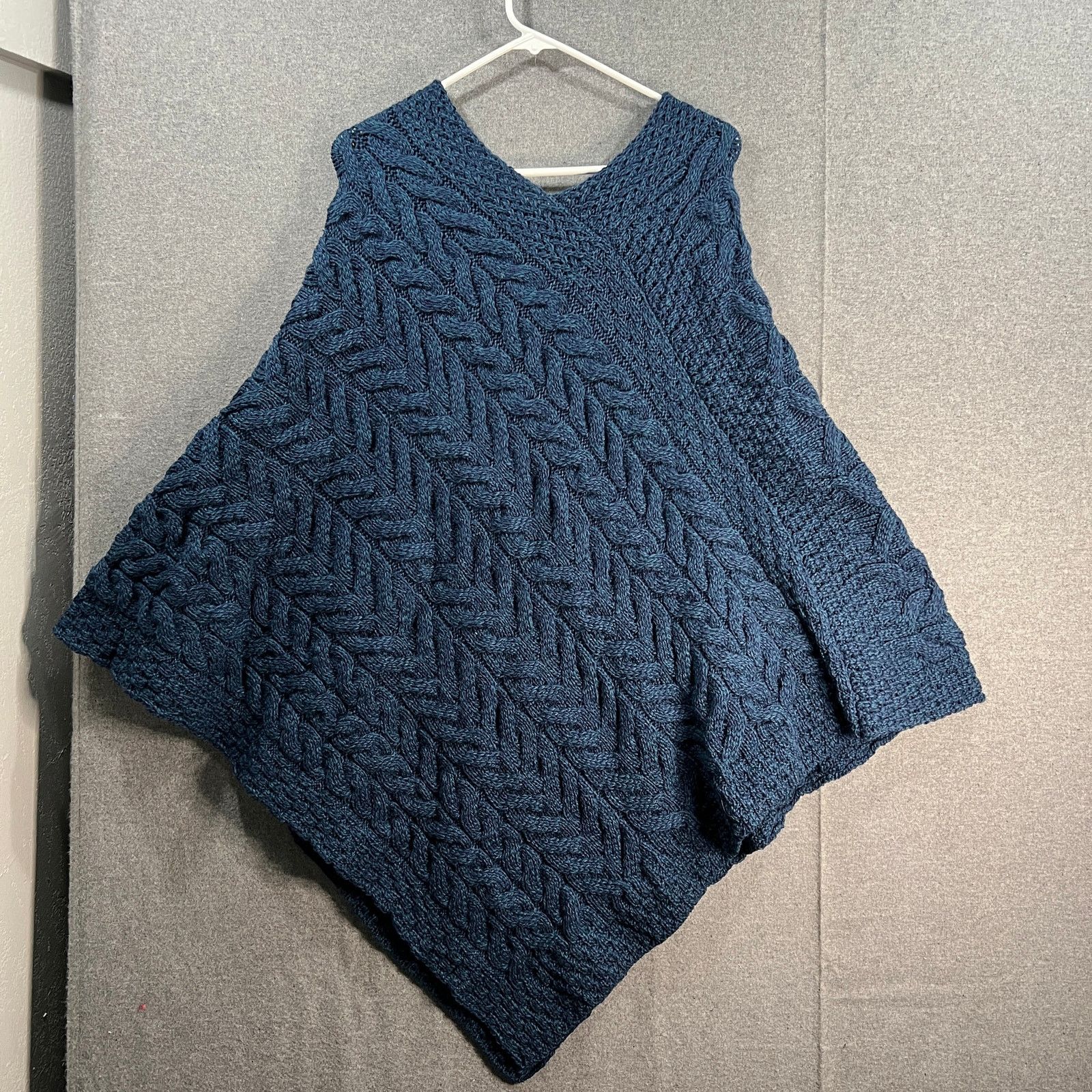 Aran Crafts Kiironan Merino Wool V-Neck Poncho Atlantic, XL/XXL Size XL / US 12-14 / IT 48-50 - 1 Thumbnail