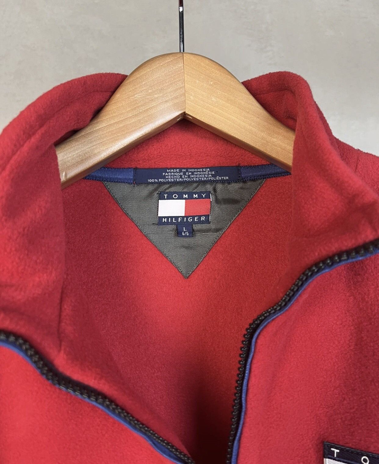 Tommy Hilfiger Vintage Tommy Hilfiger Outdoors Half Zip Fleece Sweatshirt Size US L / EU 52-54 / 3 - 7 Thumbnail