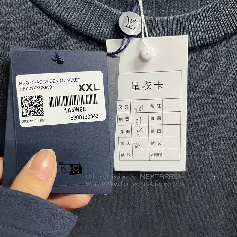 Louis Vuitton Louis Vuitton Grey Back Label Crew Neck Short Sleeve T-Shi Size US XXL / EU 58 / 5 - 2 Thumbnail
