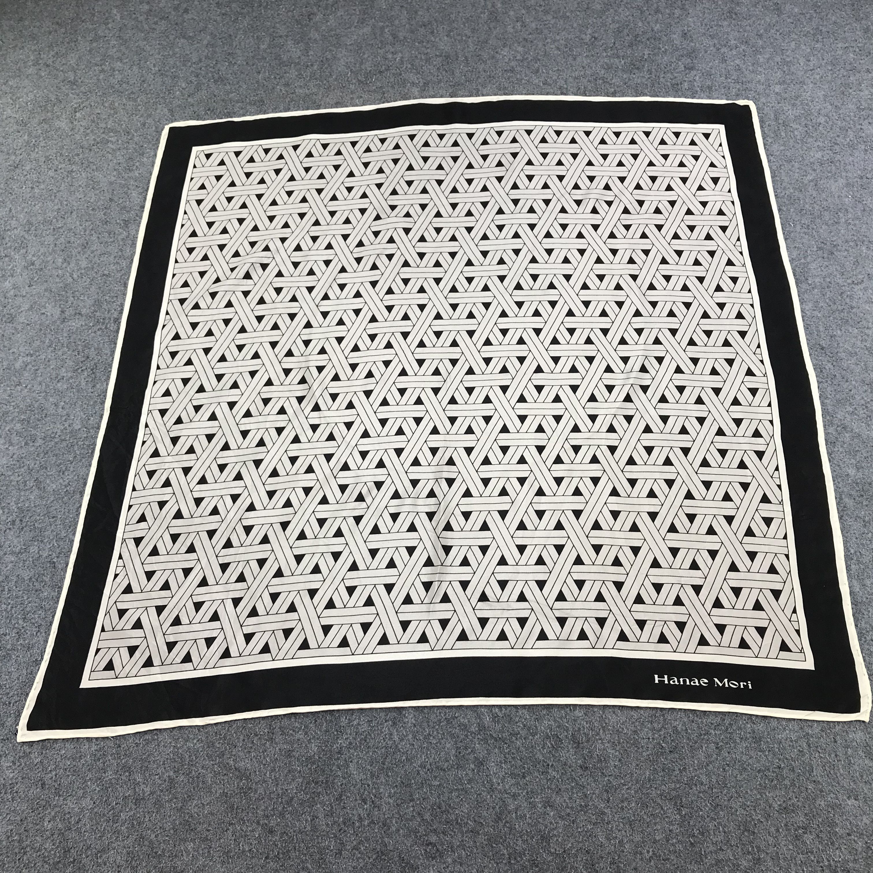 Hanae Mori Vintage Hanae Mori Silk Scarf M113 Size ONE SIZE - 2 Thumbnail