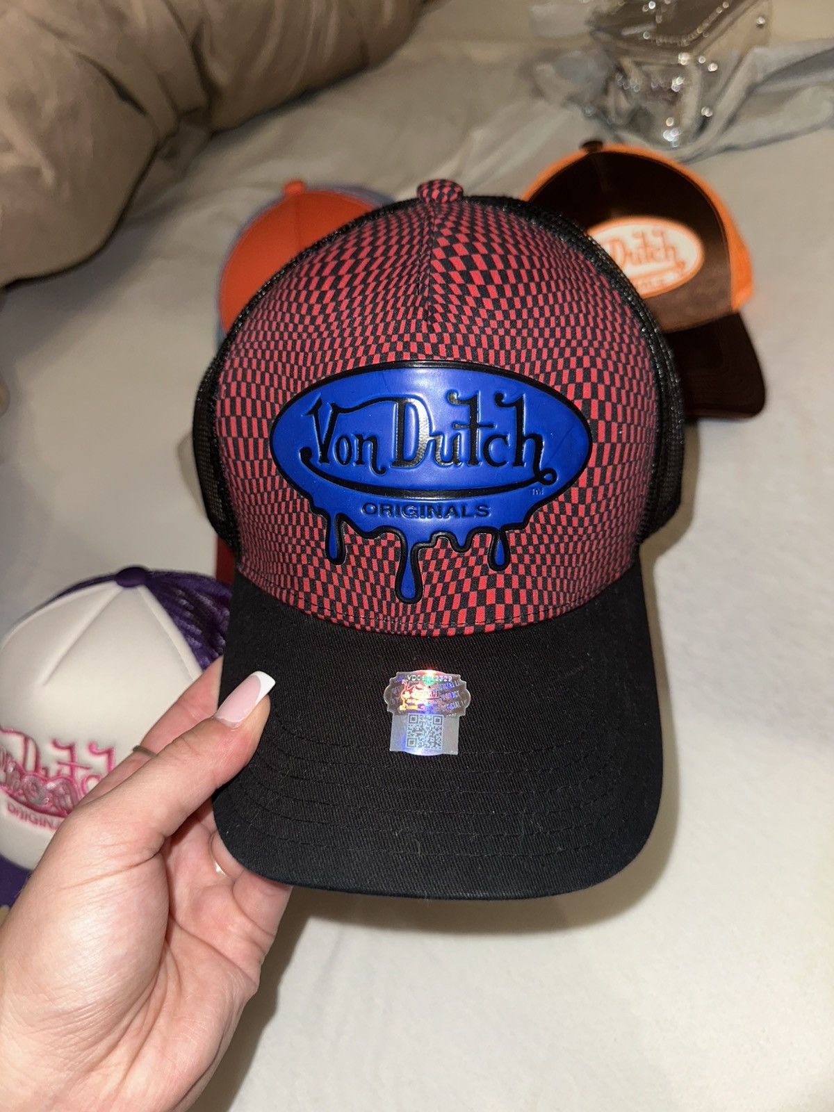 Von Dutch Von Dutch Trucker Hat Red Check / Black Size ONE SIZE - 1 Thumbnail