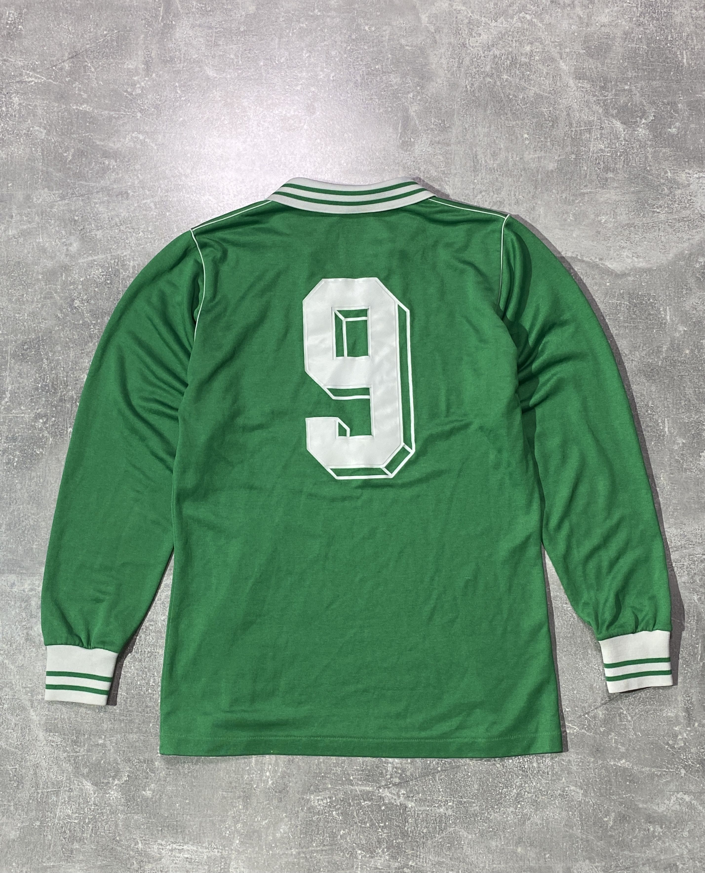 Erima vintage 90s Erima #9 PAULANER Soccer Jersey Size US S / EU 44-46 / 1 - 10 Thumbnail