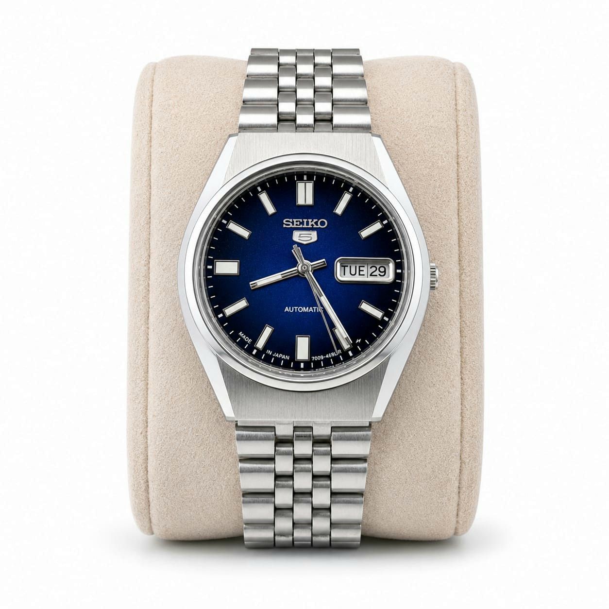Elegant Seiko 5 Men's Wrist Automatic Watch|Navy Blue Dial