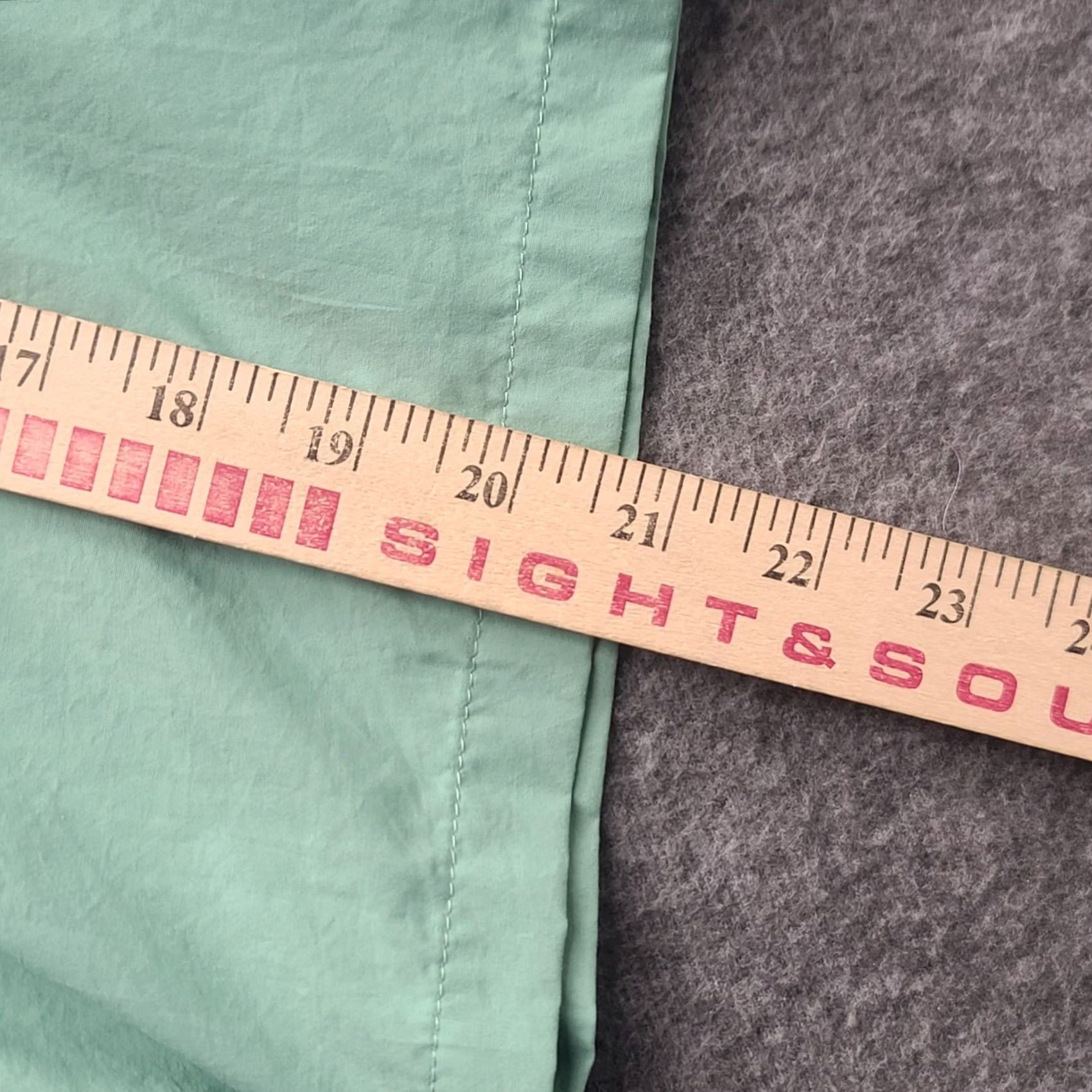 Vintage Columbia PFG Omni-Shade Shirt Mens XL Relaxed Short Sleeve Button-Down Collared Vented Outdoors Green Nylon Knit Size US XL / EU 56 / 4 - 5 Thumbnail