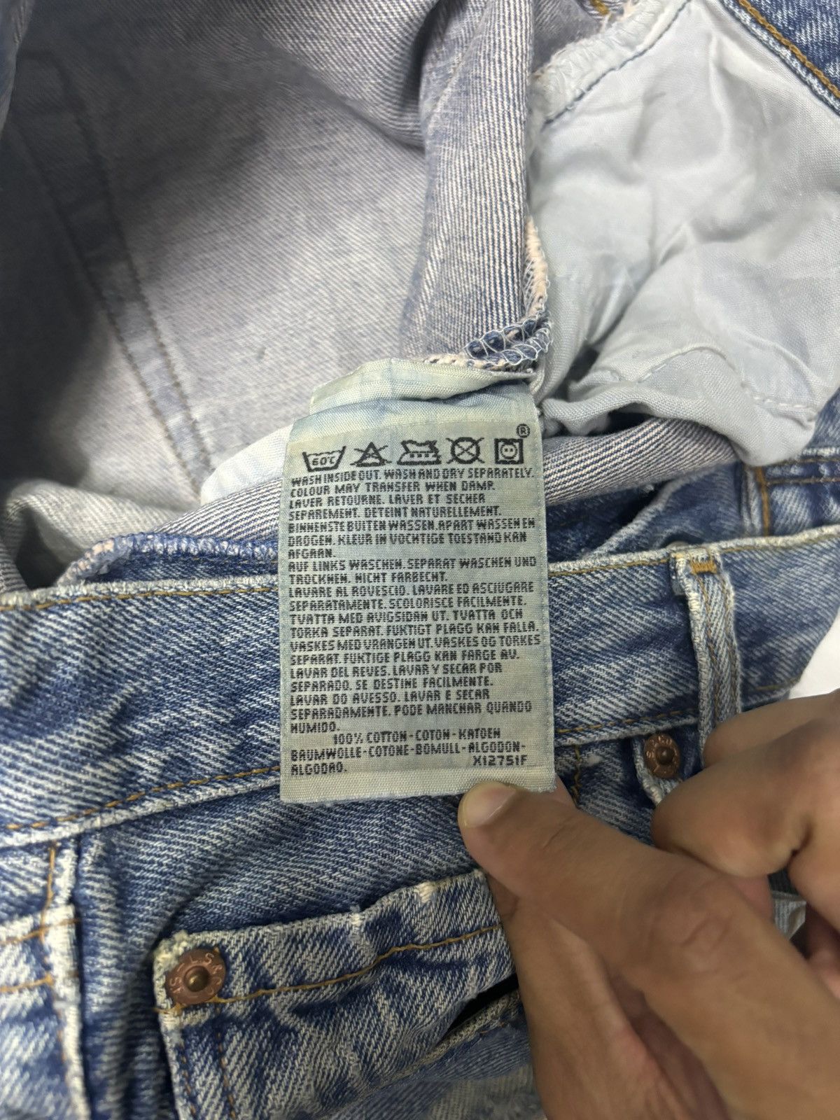Levi's RARE🔥LEVIS 501 BUTTON 524 DISTRESSED DENIM JEANS Size US 31 - 11 Thumbnail