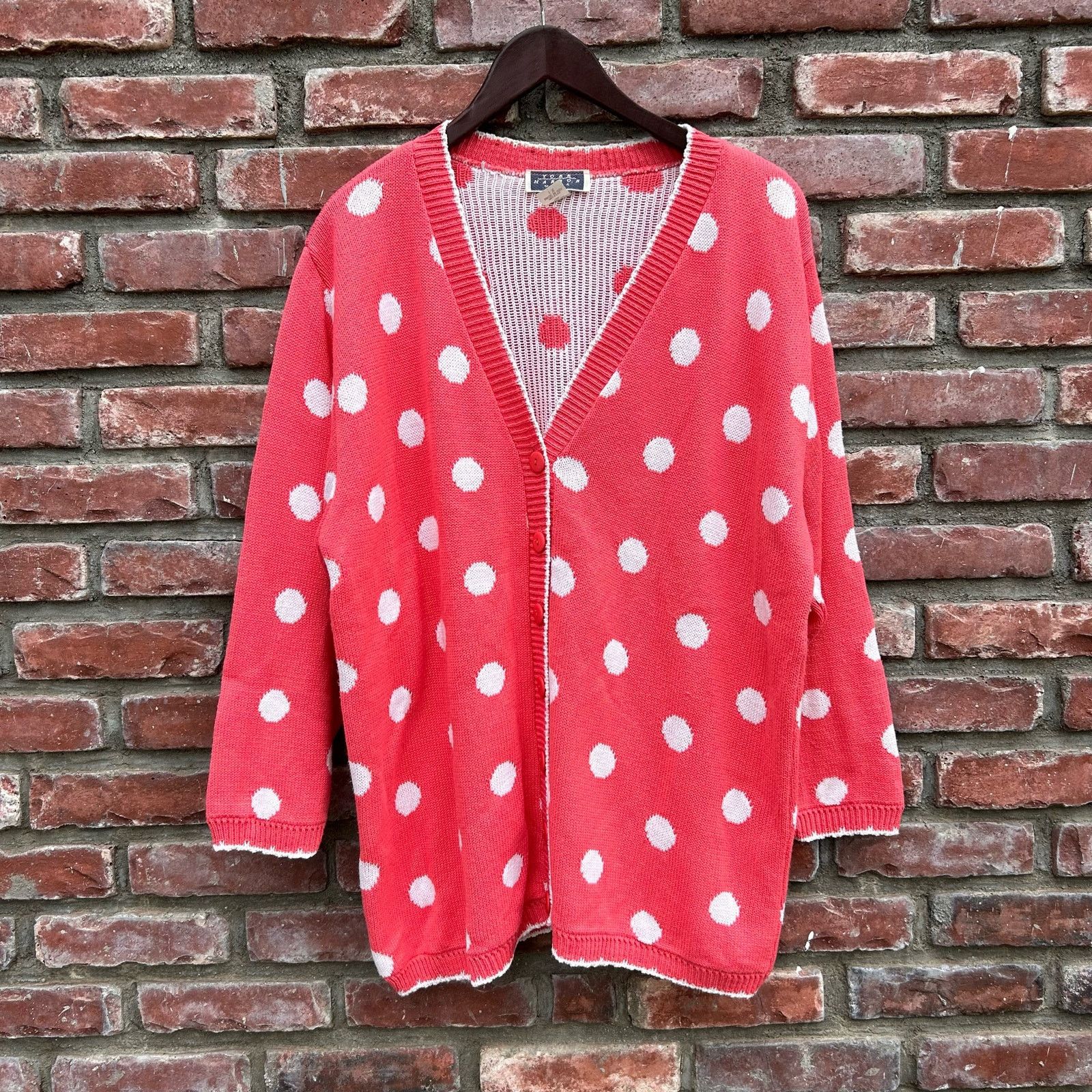 Vintage Vintage Pink Polka Dot Chunky Knitted Cardigan Sweater 1X Size XXL / US 16-18 / IT 52-54 - 1 Thumbnail