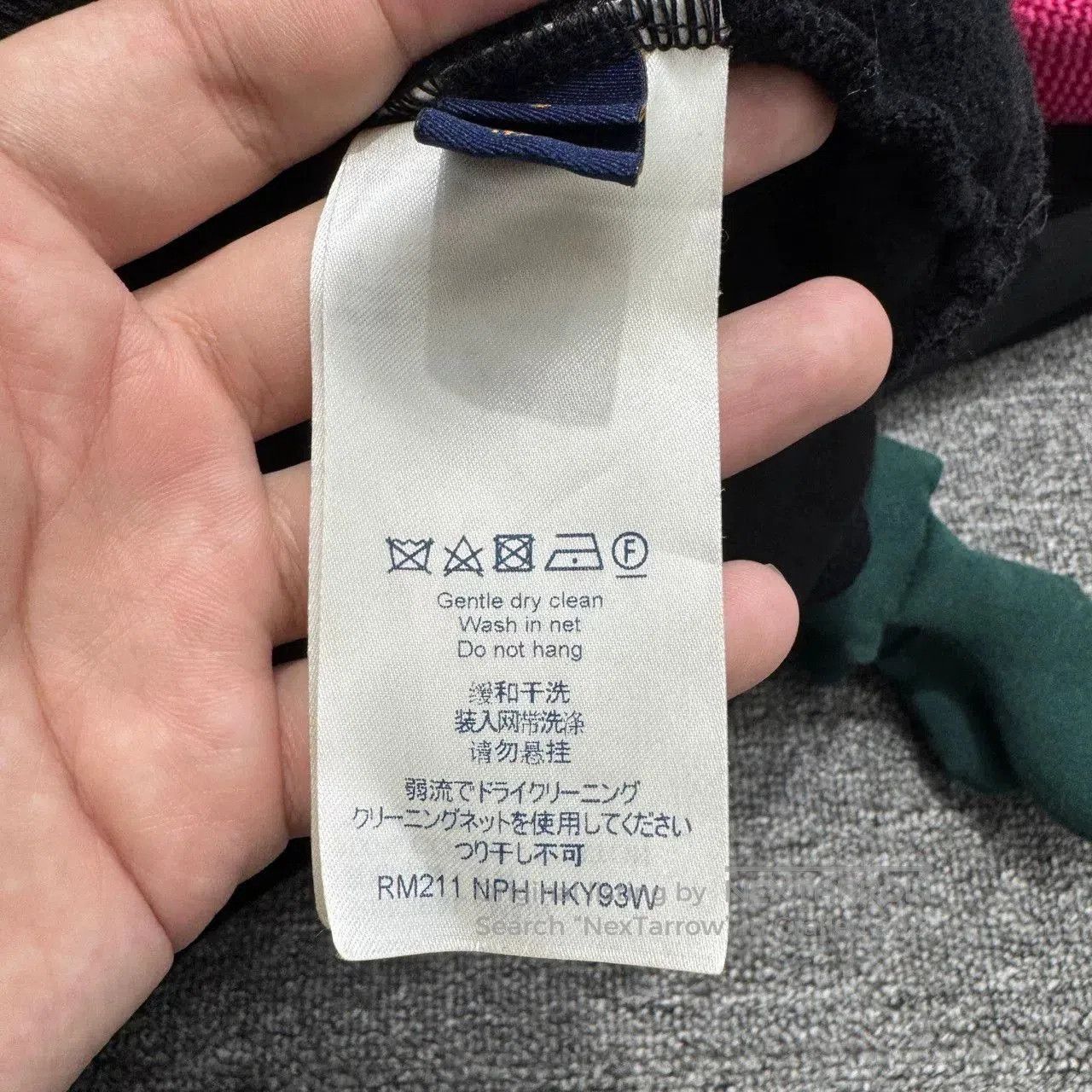 Louis Vuitton louis vuitton playful hooded sweatshirt. Size US S / EU 44-46 / 1 - 4 Thumbnail