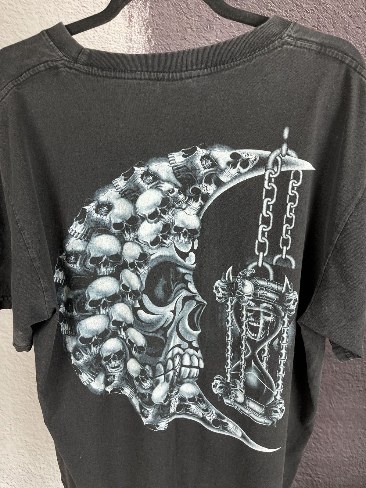Vintage Vintage Moon Skull Sand Clock Design Distressed Rock tee Size US XL / EU 56 / 4 - 10 Thumbnail