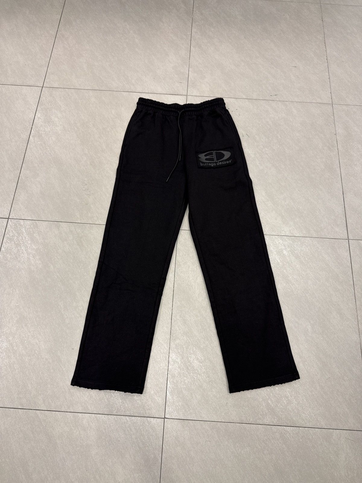 Bottega Desires Bottega Desires Tech Sweatpants Small Size US 30 / EU 46 - 1 Thumbnail