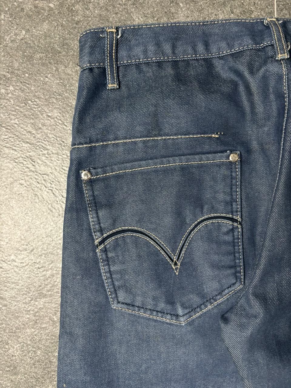 Levi's 2000s Levi's Engineered Twisted Jeans Size US 29 - 14 Thumbnail