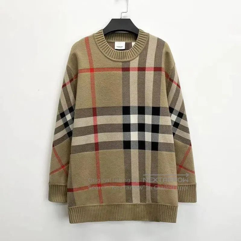 Burberry Burberry Women's Khaki Wool Blend Sweater. Size XS / US 0-2 / IT 36-38 - 1 Thumbnail