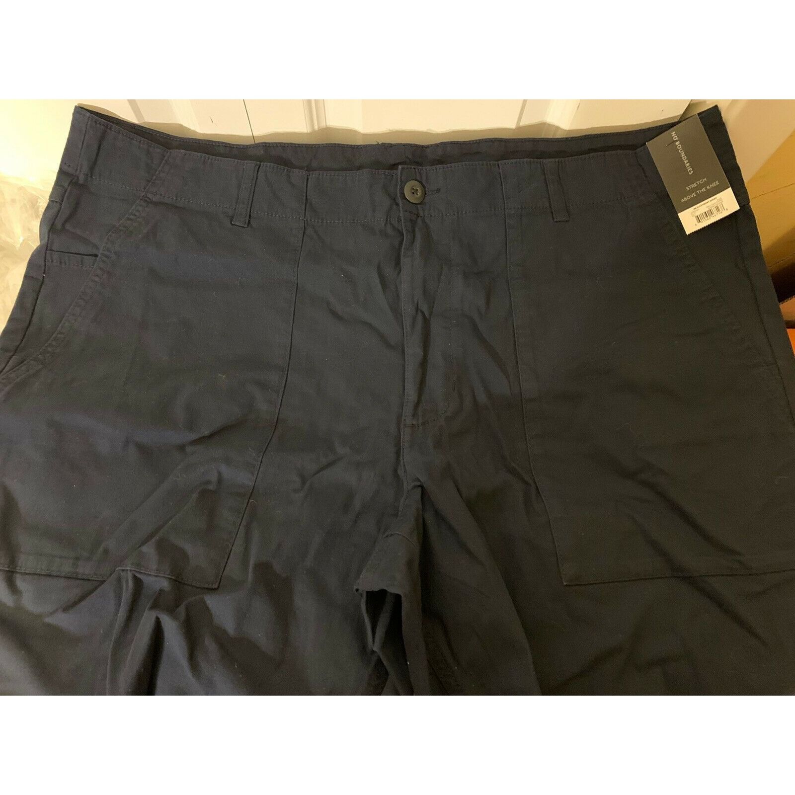 Other No Boundaries Men's Sz 44 Stretch Flat Front Shorts (Above t Size US 44 / EU 60 - 3 Thumbnail