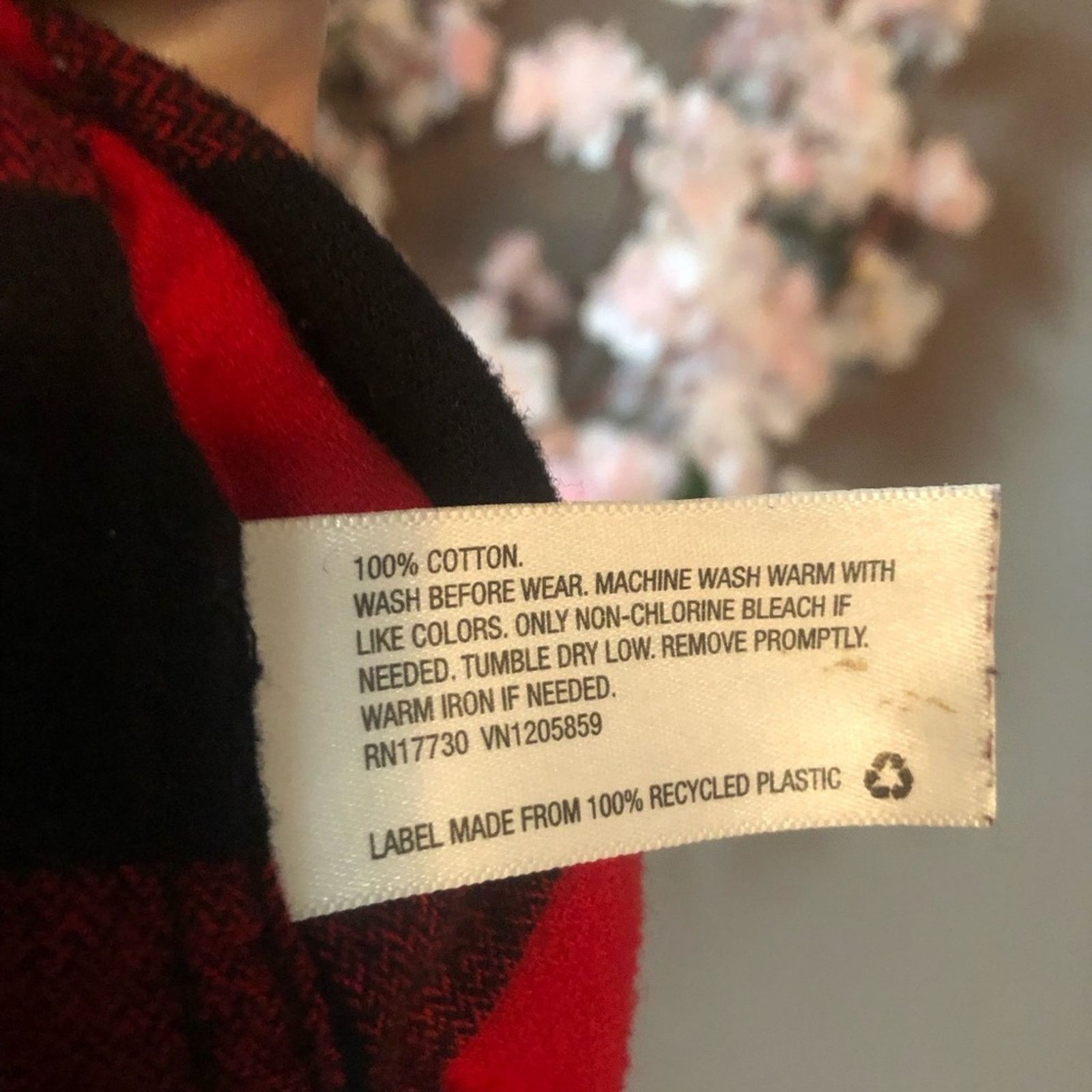 NBDN Nobrandedon Checkered button down top shirt black and red. Size US S / EU 44-46 / 1 - 5 Thumbnail