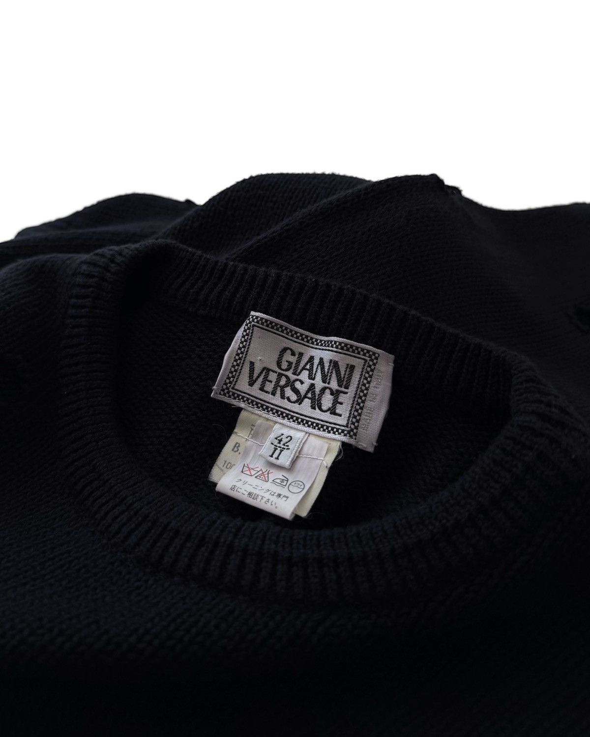 Versace VINTAGE 80s GIANNI VERSACE HOLES DESIGN SWEATER Size US XL / EU 56 / 4 - 8 Thumbnail