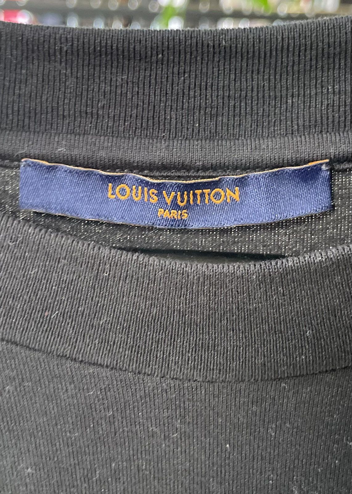 Louis Vuitton Louis Vuitton LV Debossed Tee Size US XXL / EU 58 / 5 - 3 Thumbnail