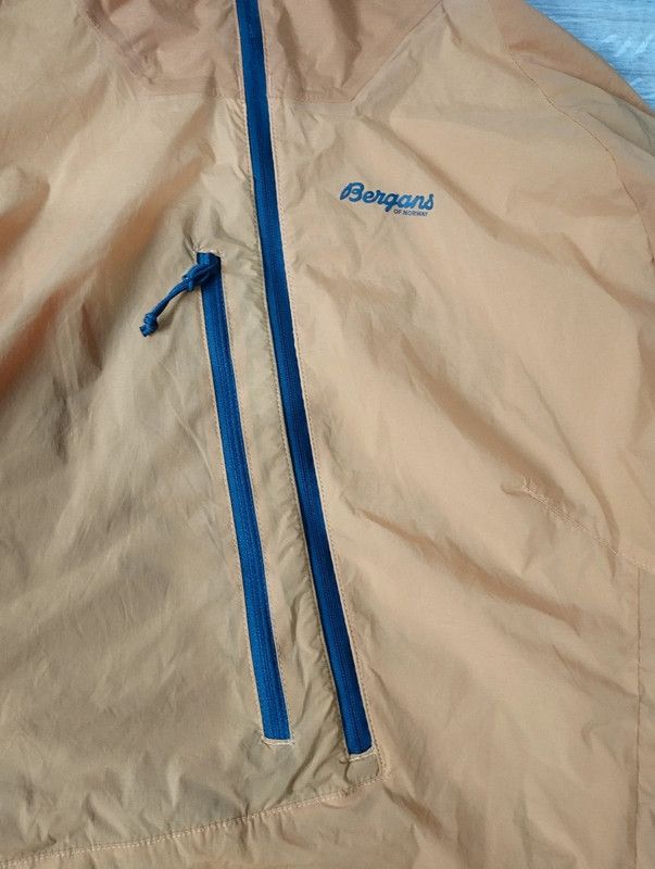 Bergans of Norway Bergans Cecilie LT Wind Anorak trekking jacekt size L Size L / US 10 / IT 46 - 3 Thumbnail