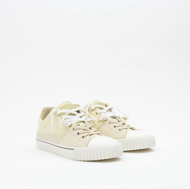 Maison Margiela o1w1db10324 Sneaker in White Size US 11 / EU 44 - 1 Thumbnail