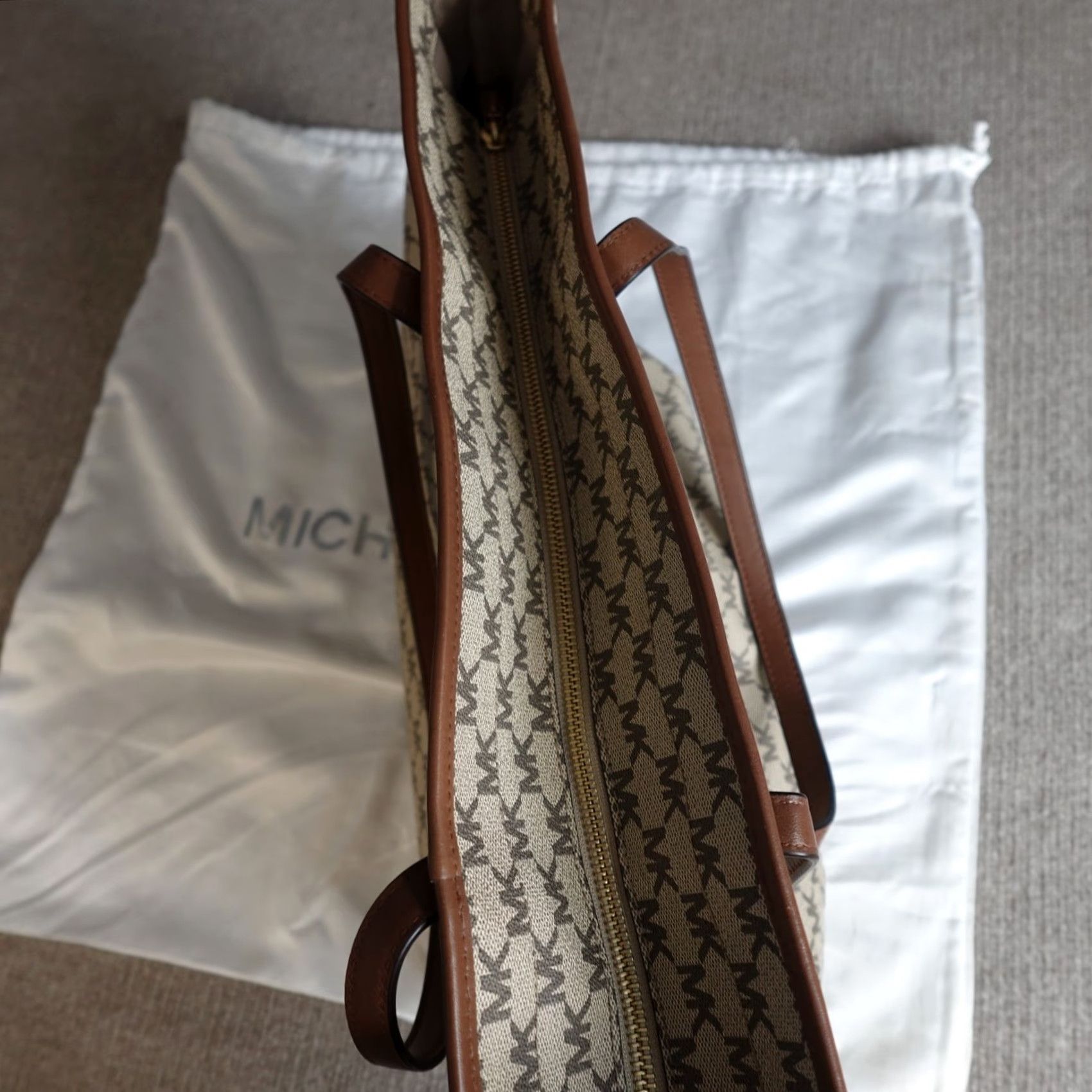 Michael Kors Michael Kors Womens Bag Beige Tote Lined Logo All Over Emry Tote Beige Womens Bag Large Size ONE SIZE - 7 Thumbnail