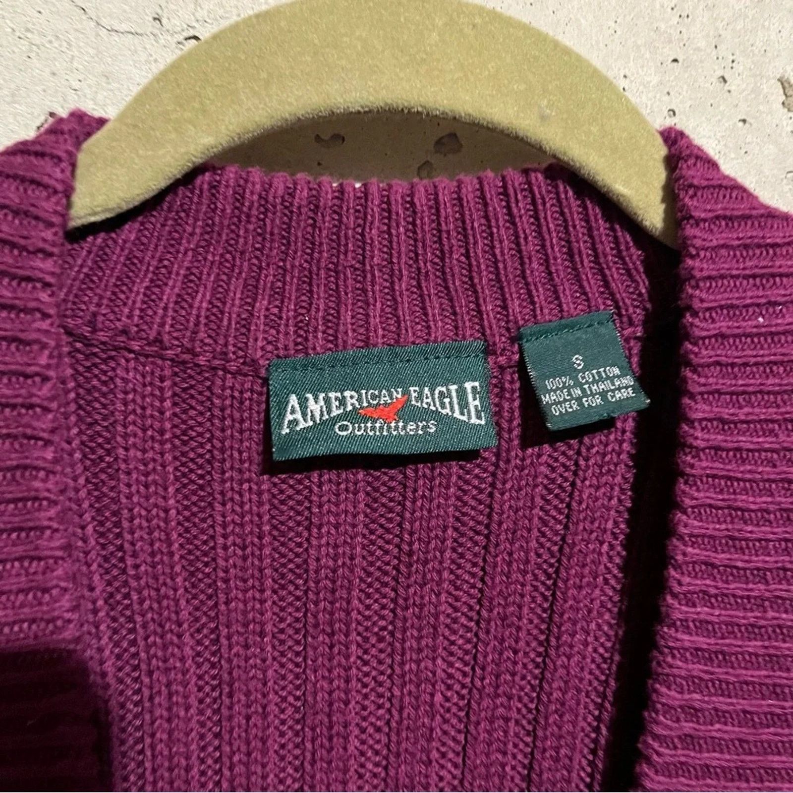 American Eagle Outfitters Y2K Vtg American Eagle Magenta Knit Sweater Vest S Cabincore Size S / US 4 / IT 40 - 4 Thumbnail