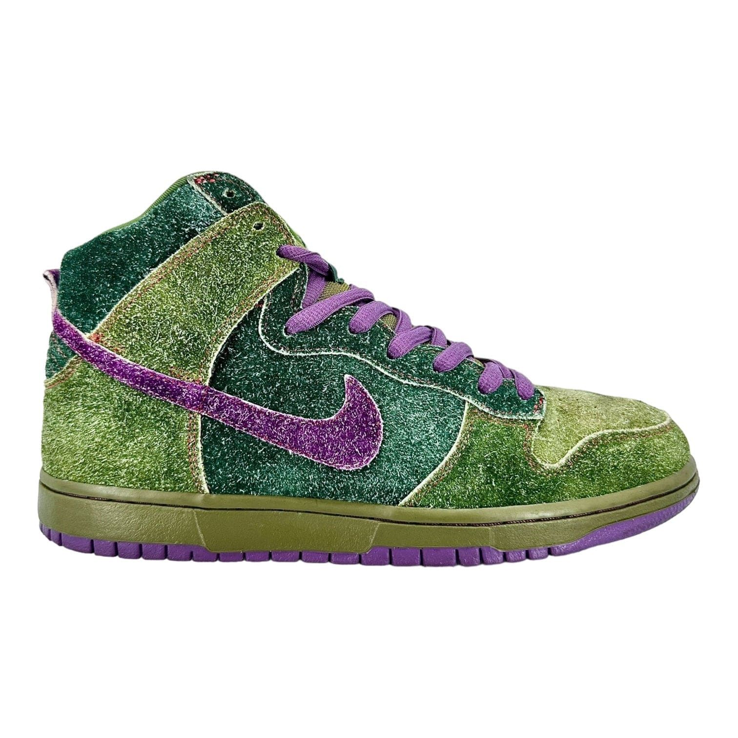 Nike sb 420 skunk best sale