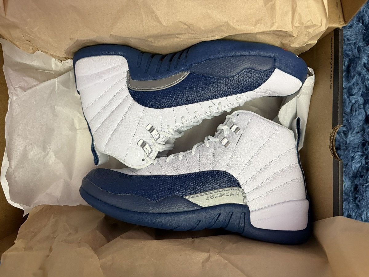 Nike Jordan 12 French Blue Size US 8 / EU 41 - 2 Thumbnail