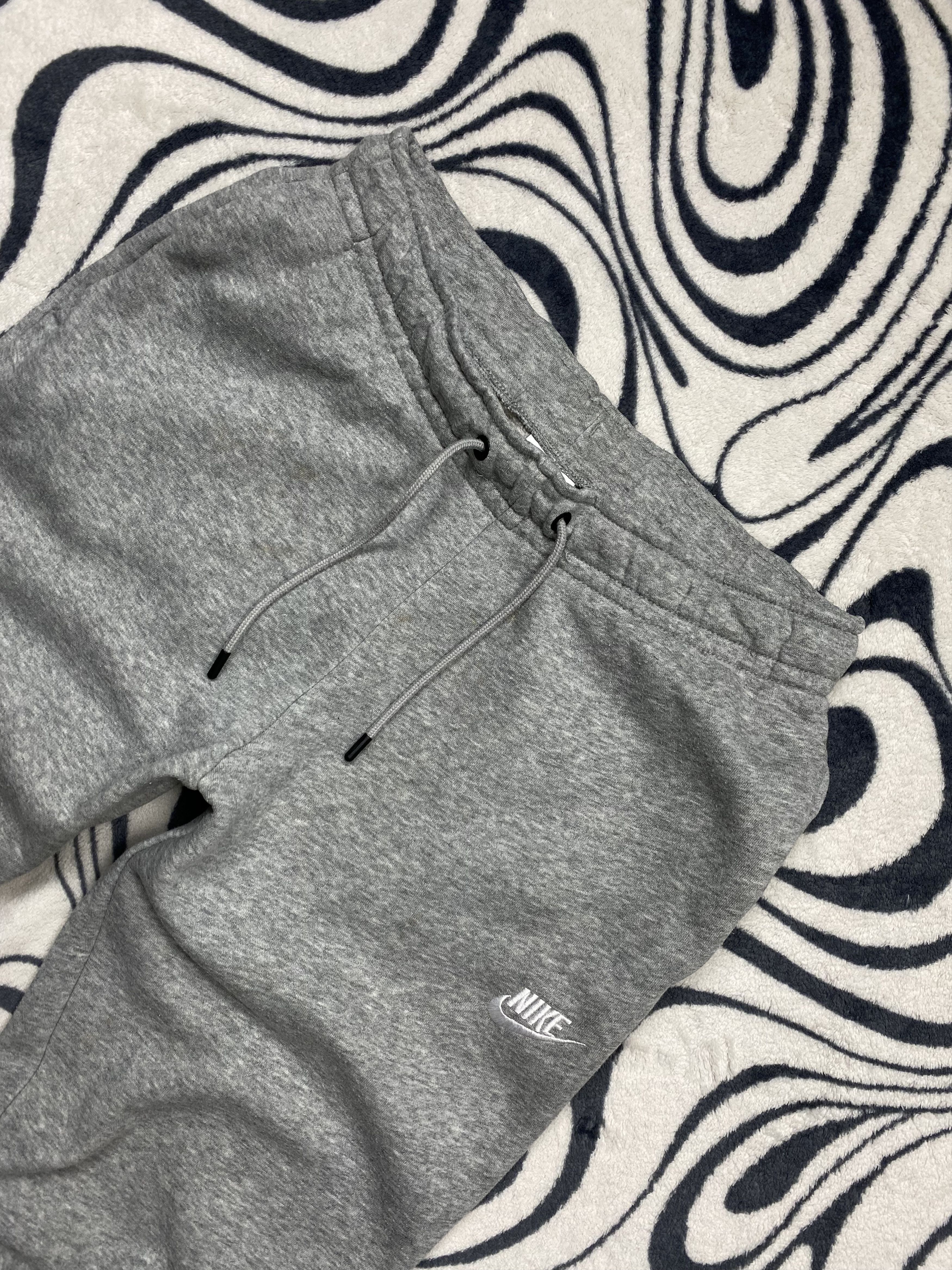 Nike Nike Mens Baggy Sweatpants Y2K Pants Size US 30 / EU 46 - 2 Thumbnail