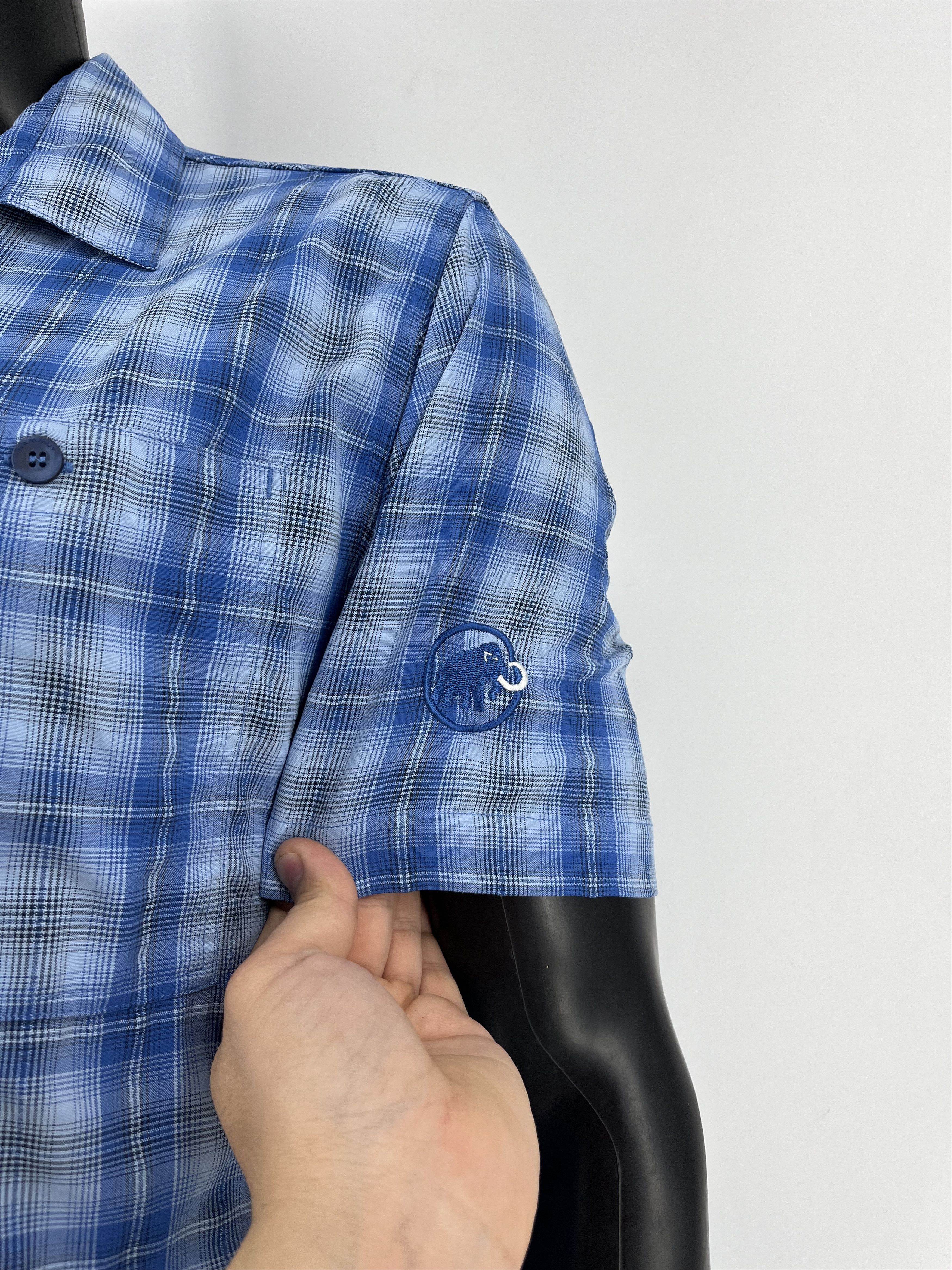 Mammut Mammut Mens L Blue Plaid Short Sleeve Button Up Shirt Shirt Size US L / EU 52-54 / 3 - 8 Thumbnail