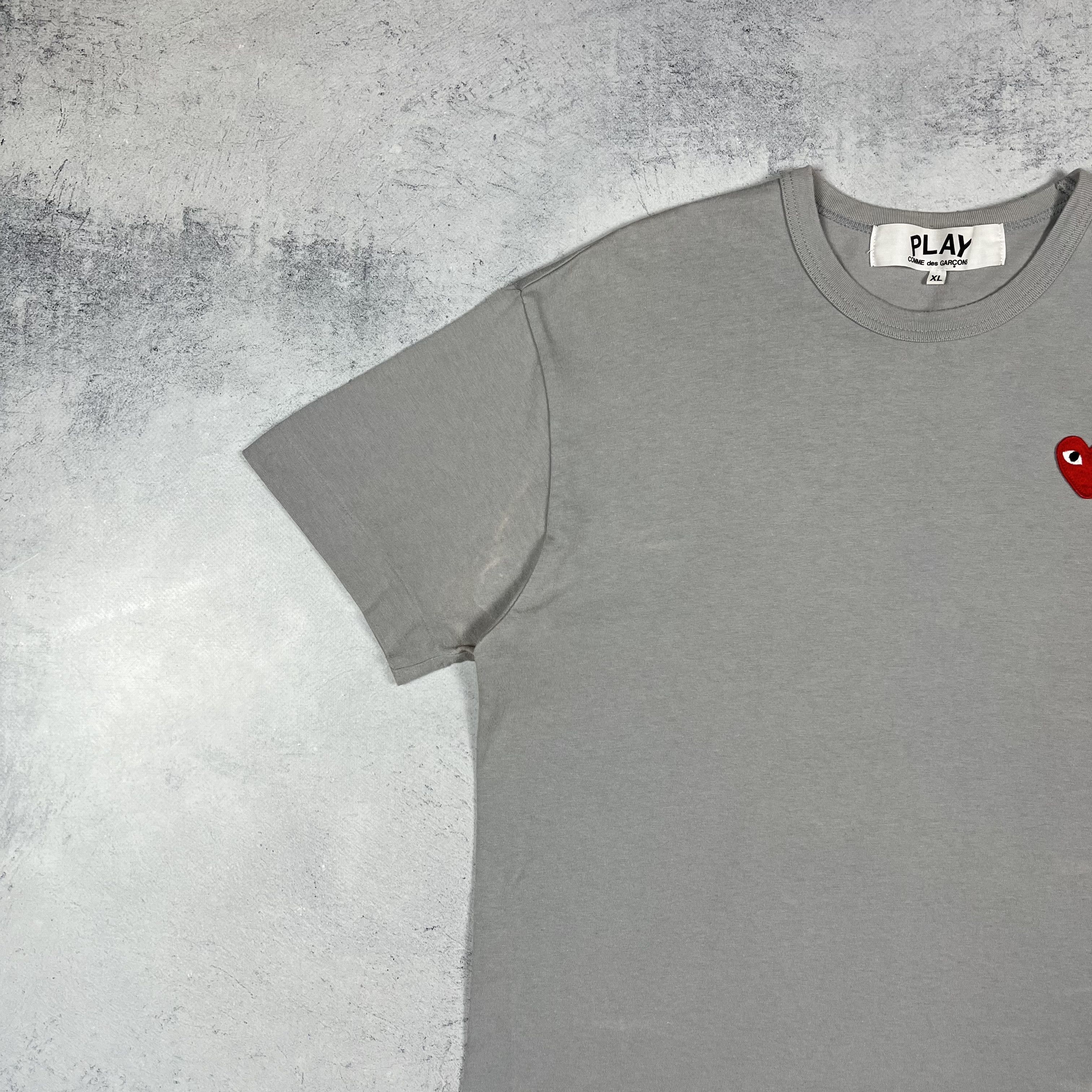 Comme des Garcons Comme Des Garçons Heart Logo T Shirt Size US L / EU 52-54 / 3 - 7 Thumbnail
