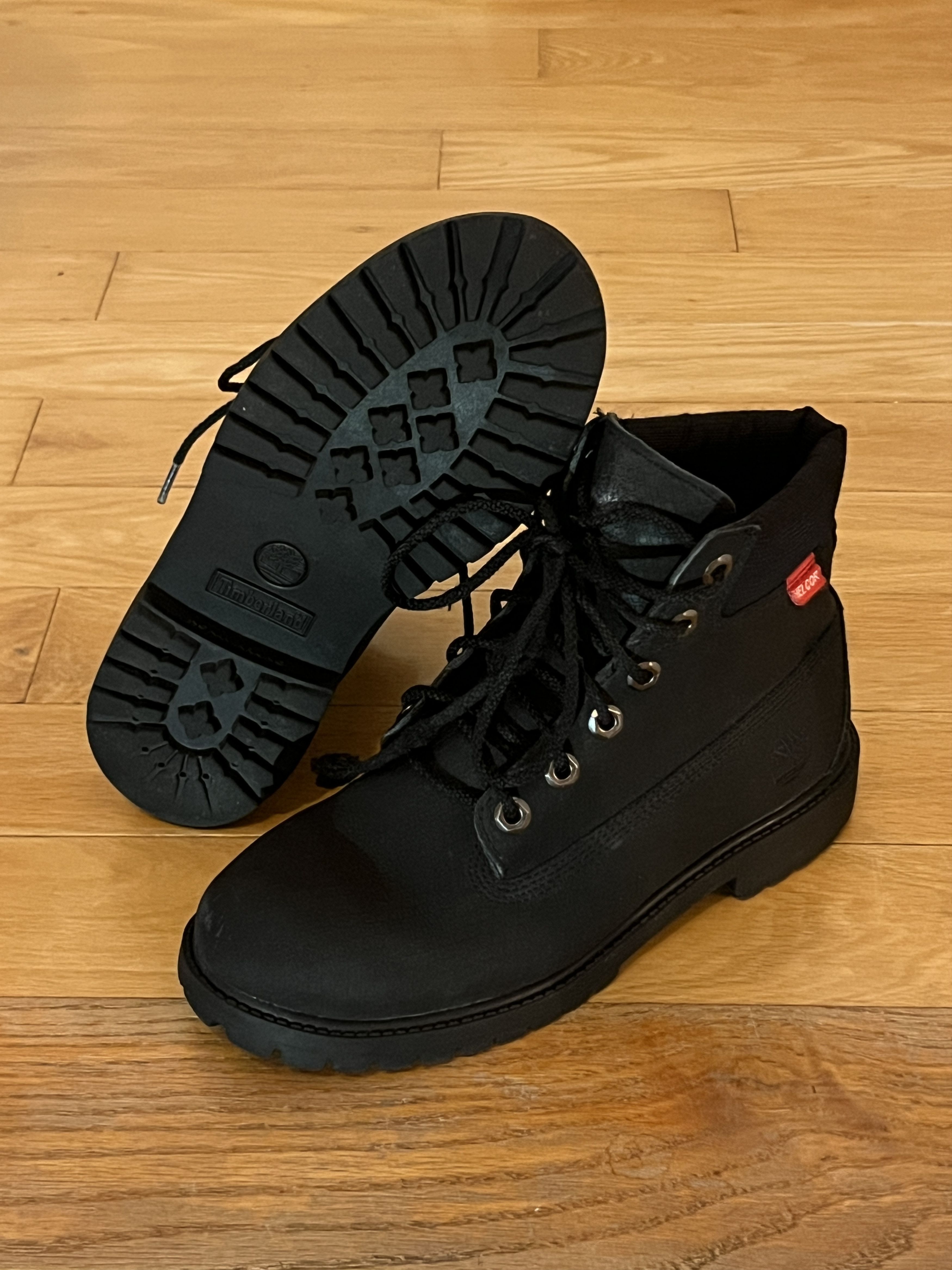 Timberland 6 Inch Premium Boots Black US7 Women/US5.5 Men