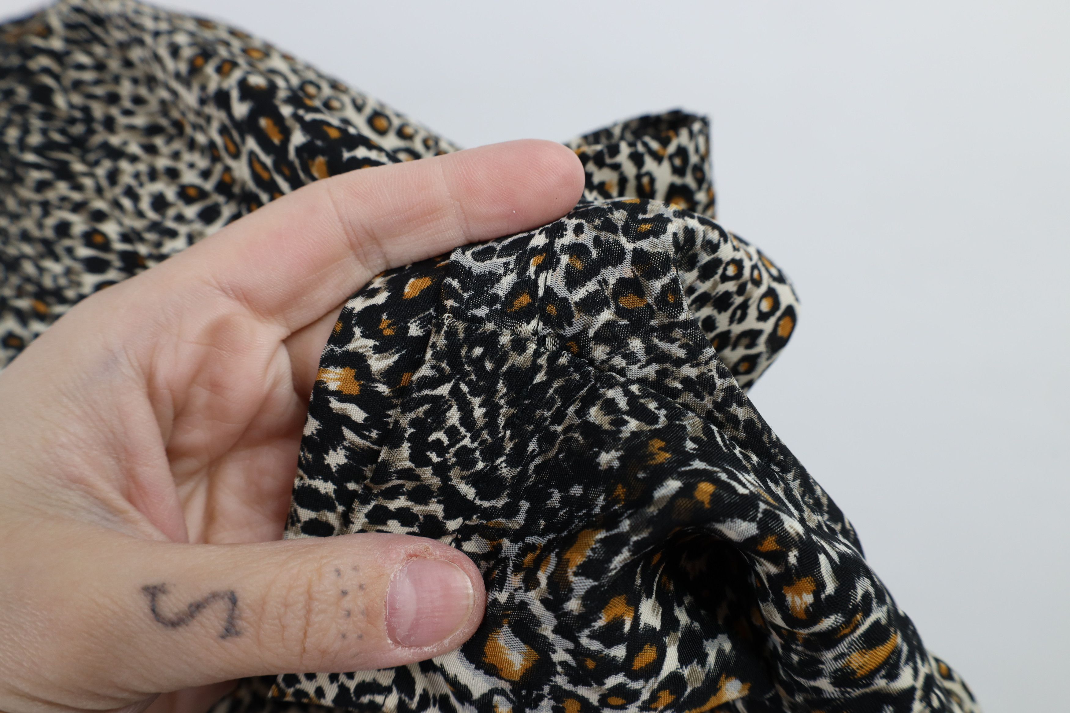 Vintage Vintage 90s Streetwear Leopard Cheetah Blouse Shirt USA Size L / US 10 / IT 46 - 7 Thumbnail