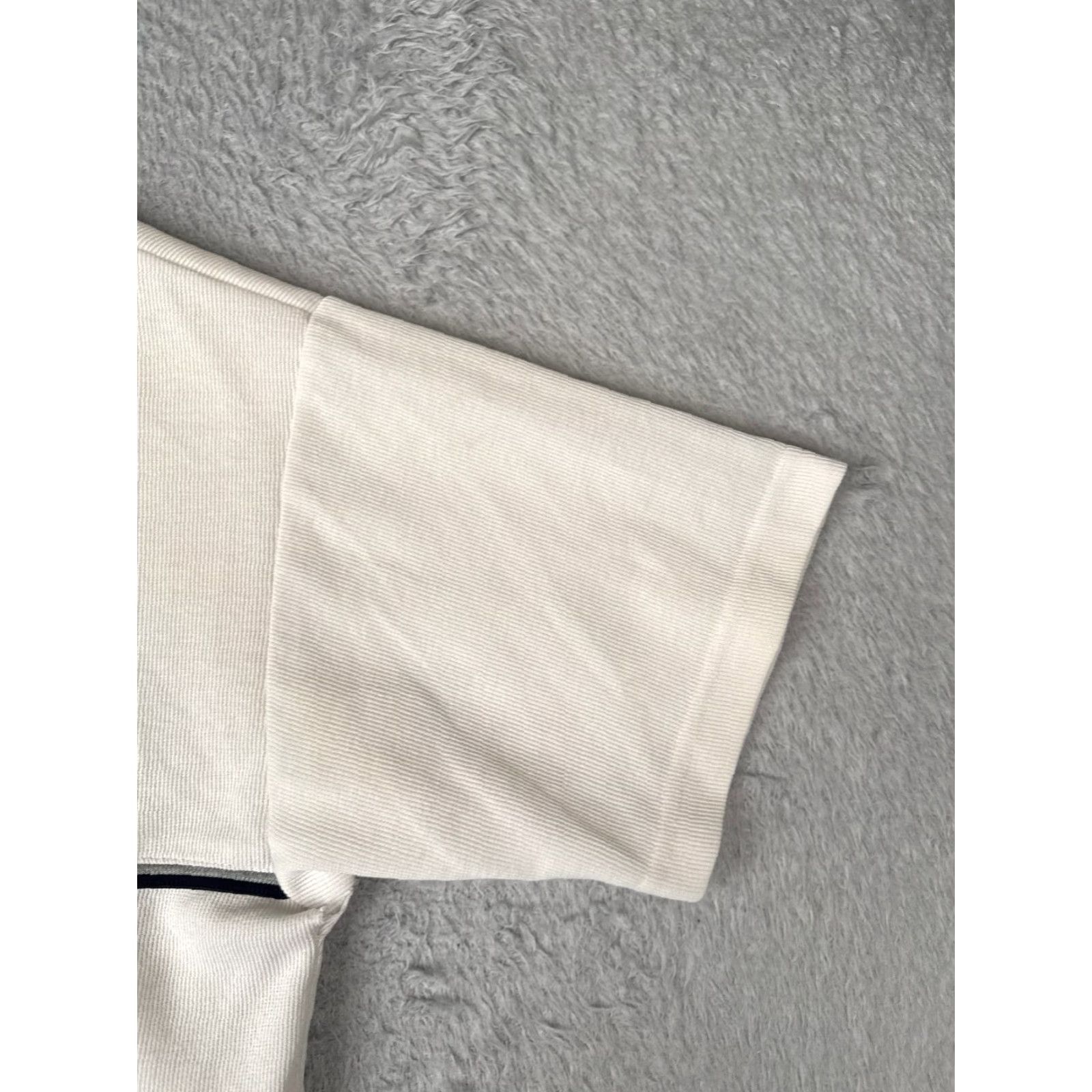 Tommy Hilfiger Tommy Hilfiger Sports Shirt Men Medium White V-Neck Cotton Ribbed Made USA Read Size US M / EU 48-50 / 2 - 2 Thumbnail