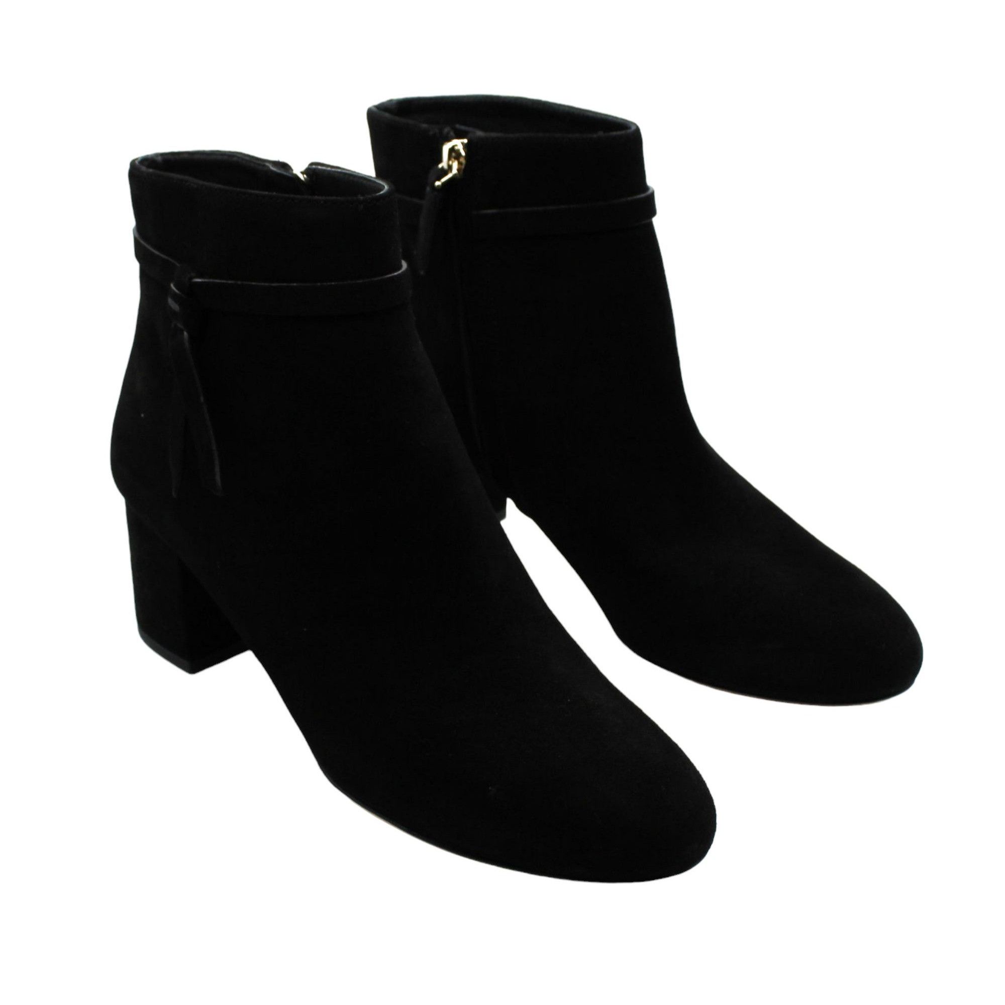 image of Knott Mid-Heel Shoes Ankle Boots in Black, Women's (Size 8)