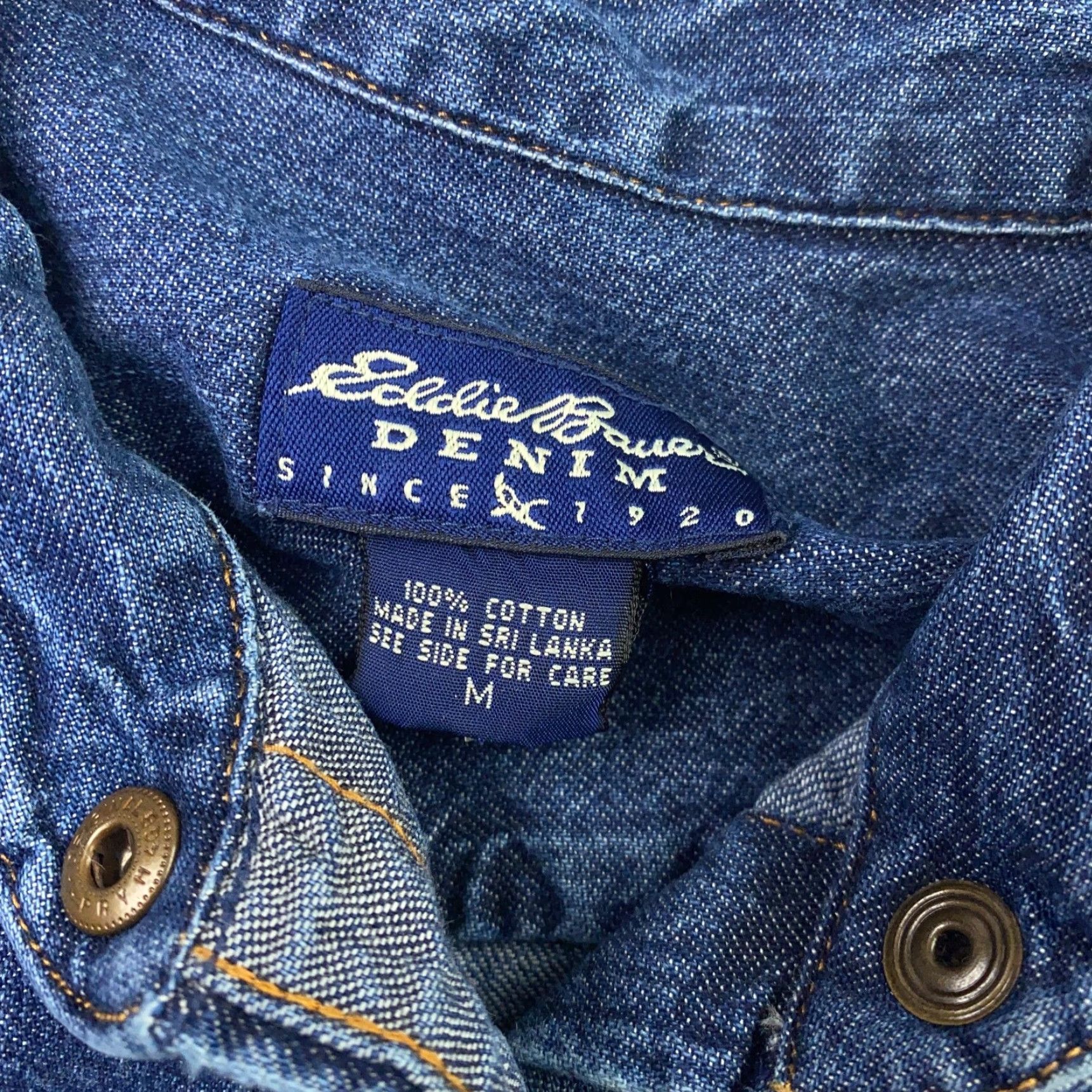 Eddie Bauer Eddie Bauer Womens Medium Blue Denim Snap Up Lightweight Trucker Jacket Size 32" / US 10 / IT 46 - 4 Thumbnail