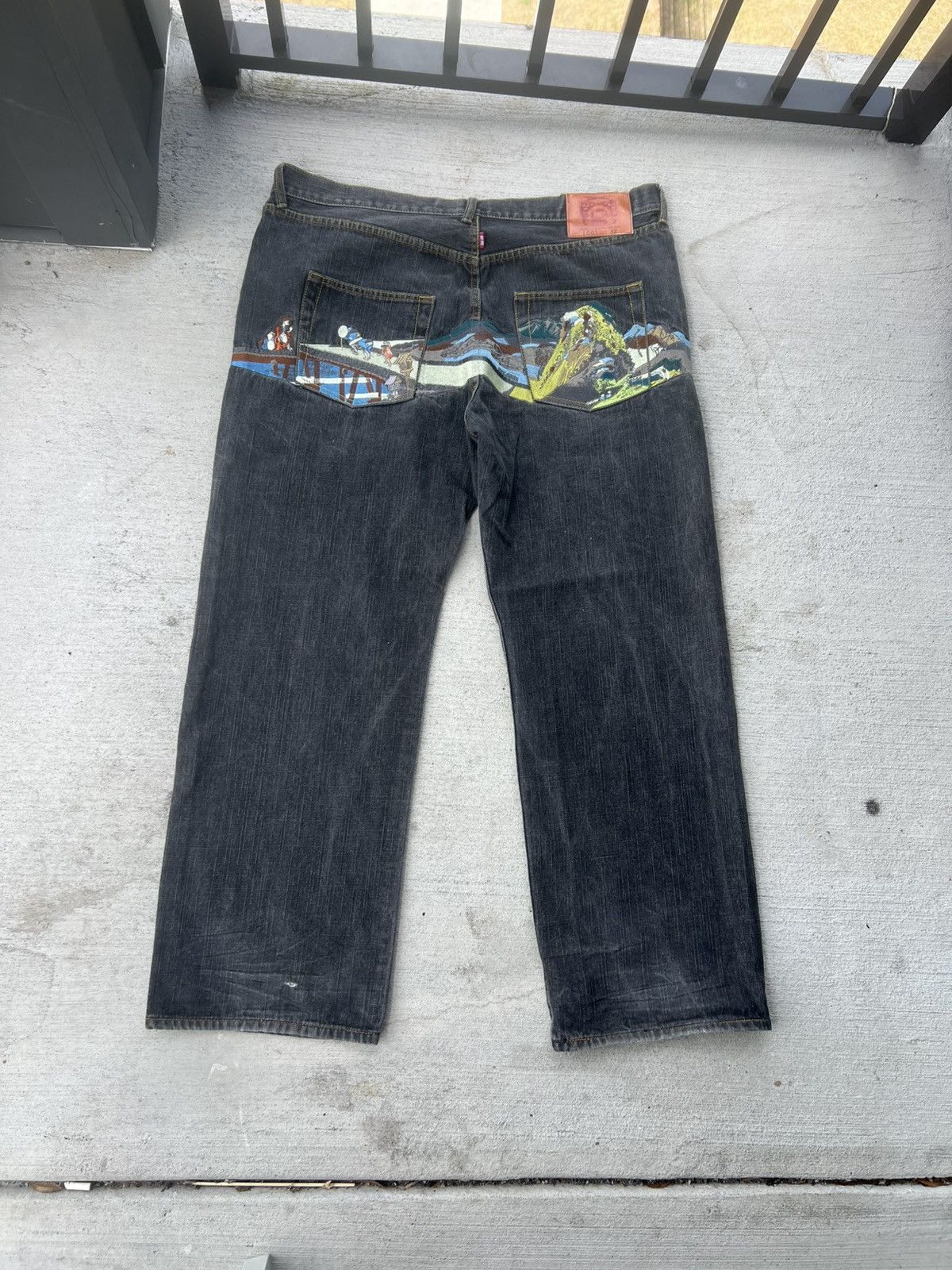 RMC Jeans RMC embroidered mountain jeans Size US 42 / EU 58 - 3 Thumbnail