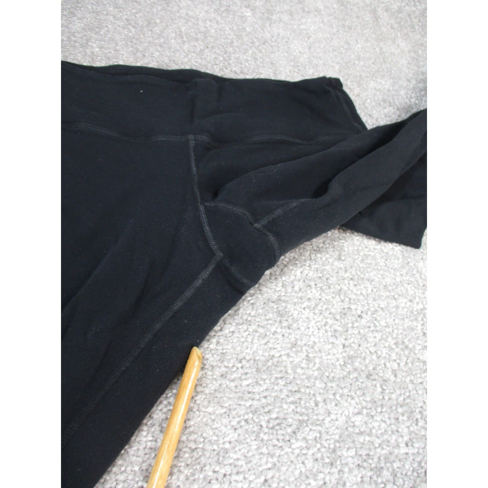 Lululemon Lululemon Leggings Womens 6 Black Stretch Knit Capri Crop Exercise Athletic Size 28" / US 6 / IT 42 - 2 Thumbnail