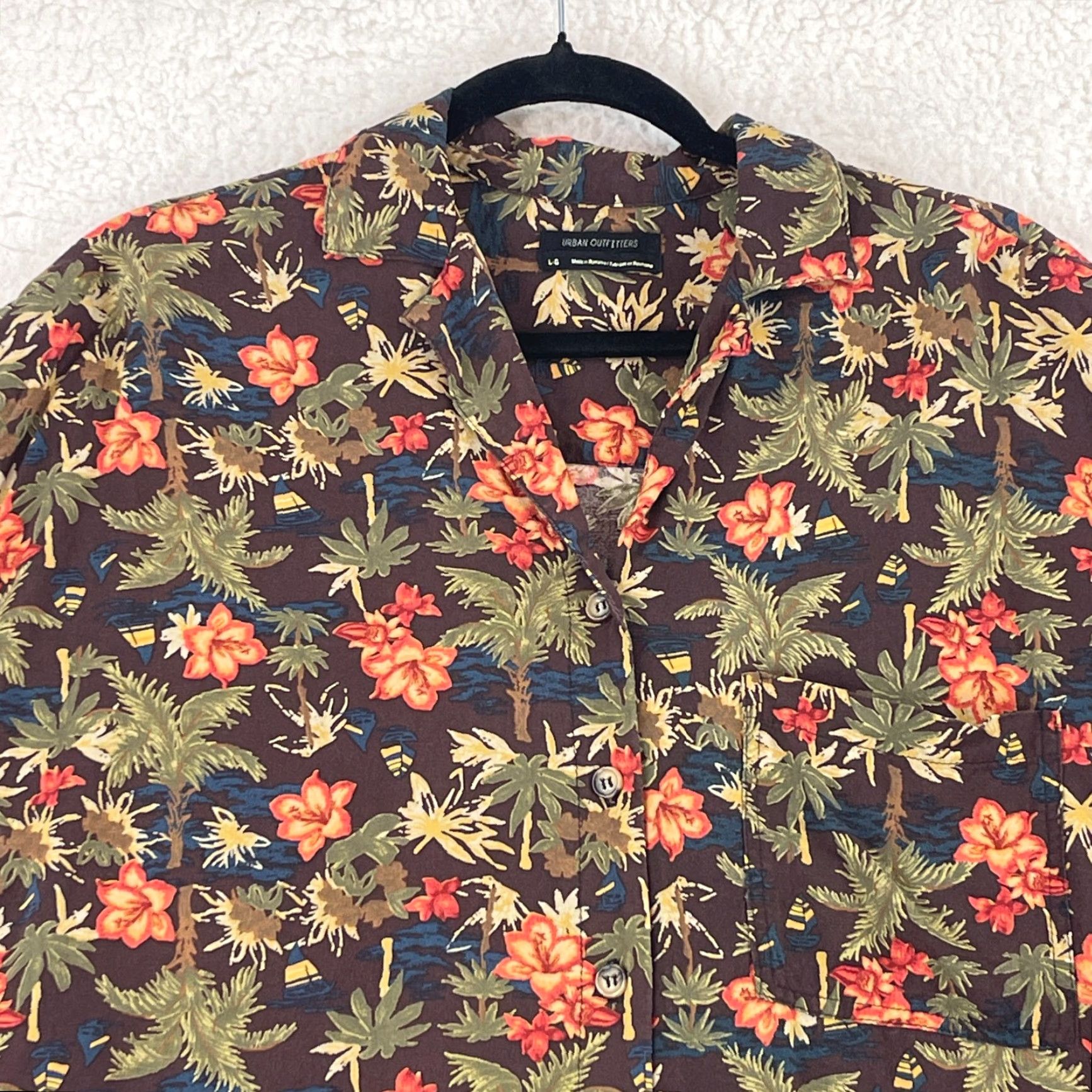 Urban Outfitters Urban Outfitters Morgan Palm Print Shirt Womens Large Brown Oversized Button-Up Size L / US 10 / IT 46 - 3 Thumbnail