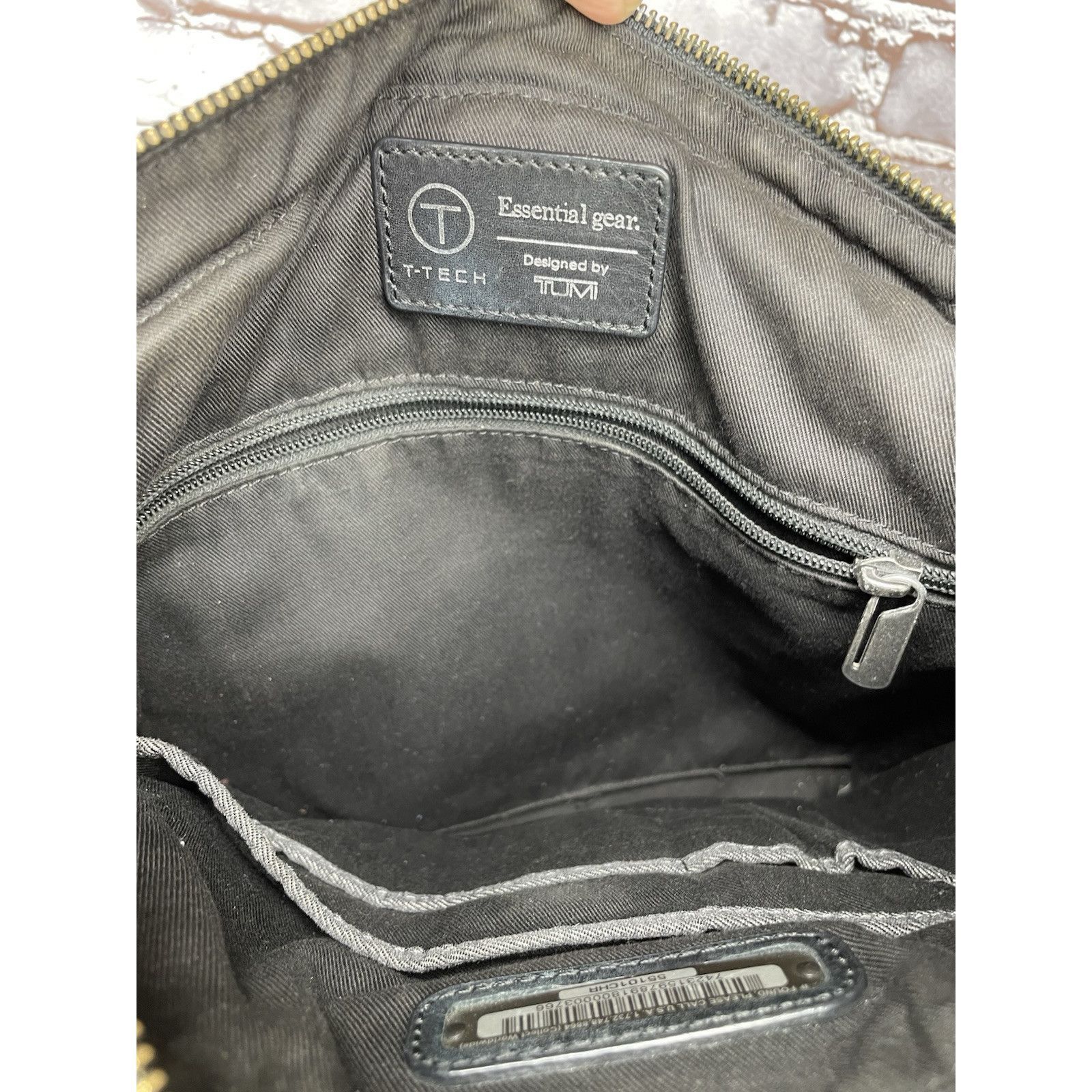Tumi TUMI T Tech Black Leather Accents Men Messenger Bag Crossbod Size ONE SIZE - 12 Thumbnail