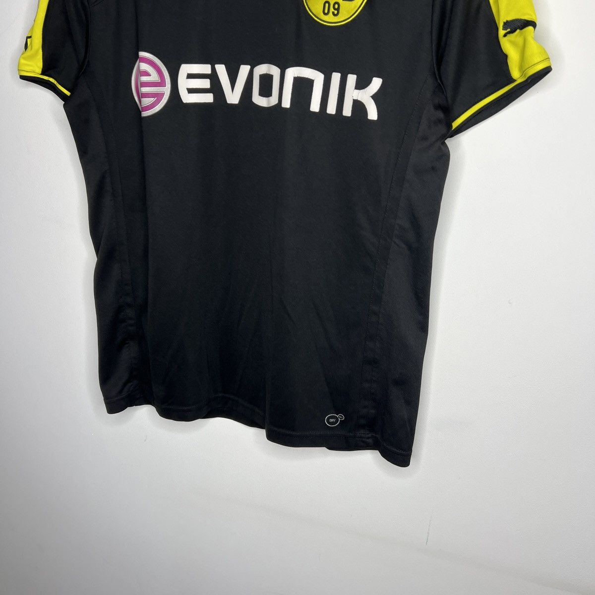 Puma × Vintage Men’s Puma FC Borussia Dortmund Marco Reus soccer jersey Size US M / EU 48-50 / 2 - 2 Thumbnail