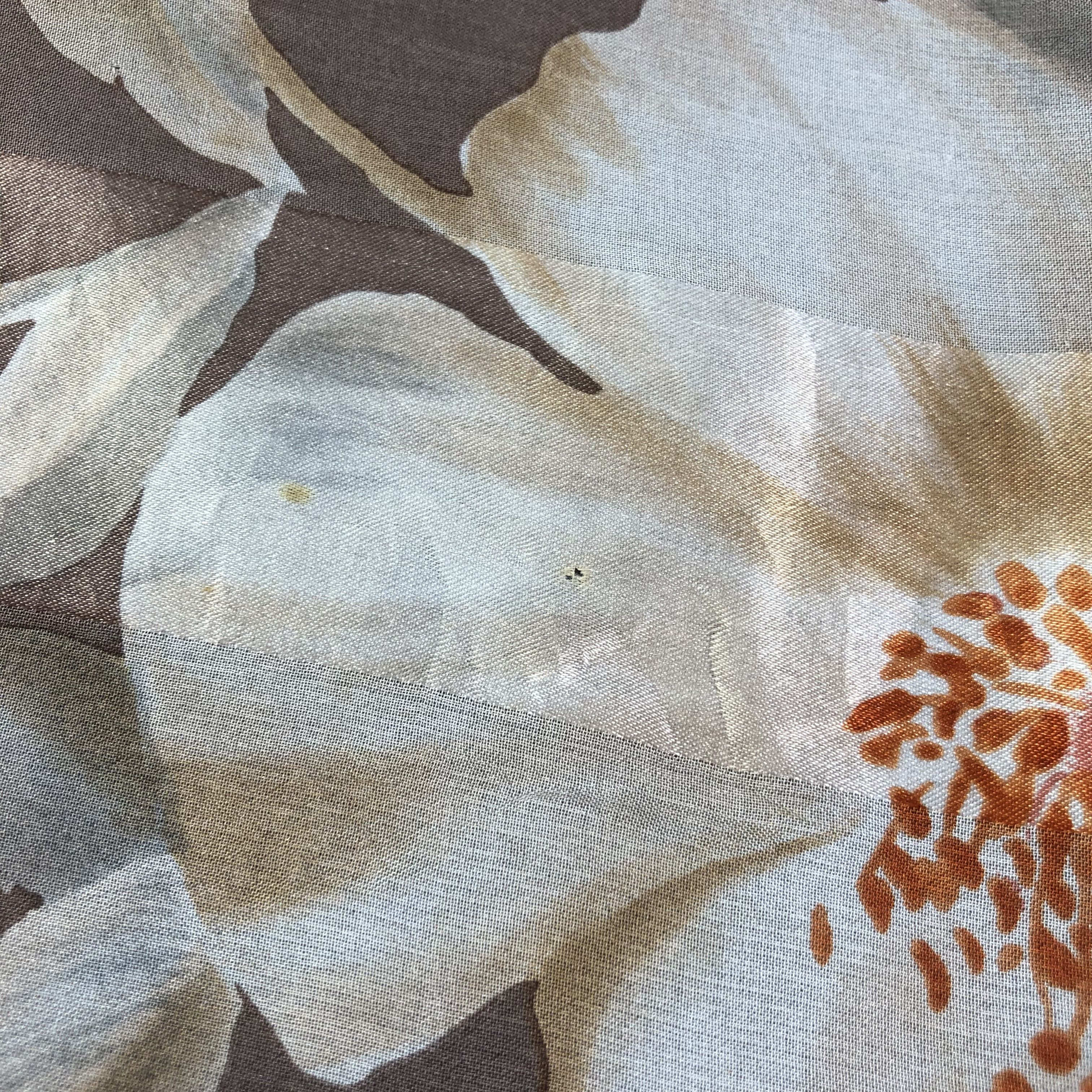 Hardy Amies Hardy Amies Floral Silk Scarf M663 Size ONE SIZE - 3 Thumbnail