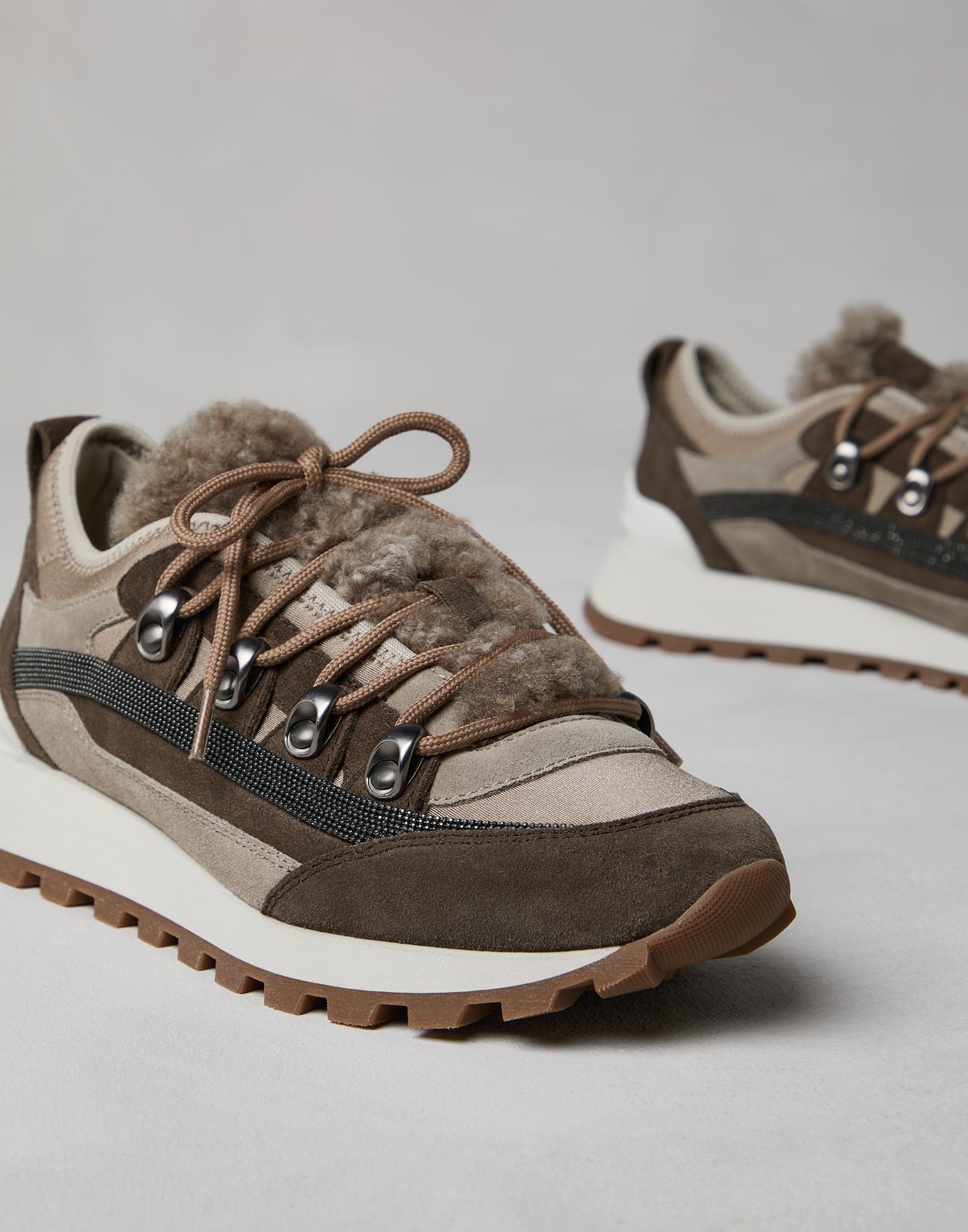 o1la1rc1a1025 Suede Runners Sneakers in Multicolor