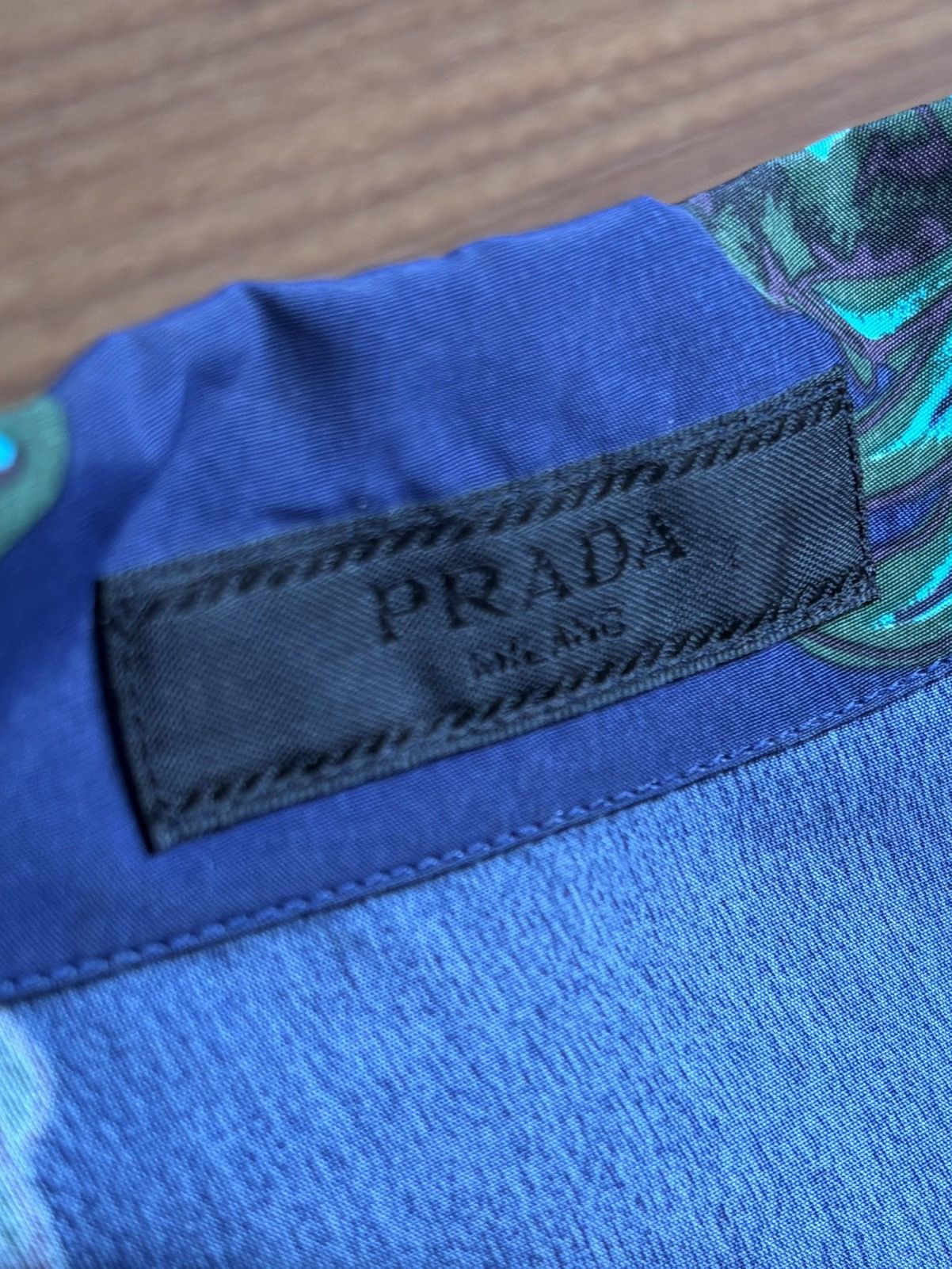 Prada SS2017 Pineapple Print Shirt Size US M / EU 48-50 / 2 - 5 Thumbnail