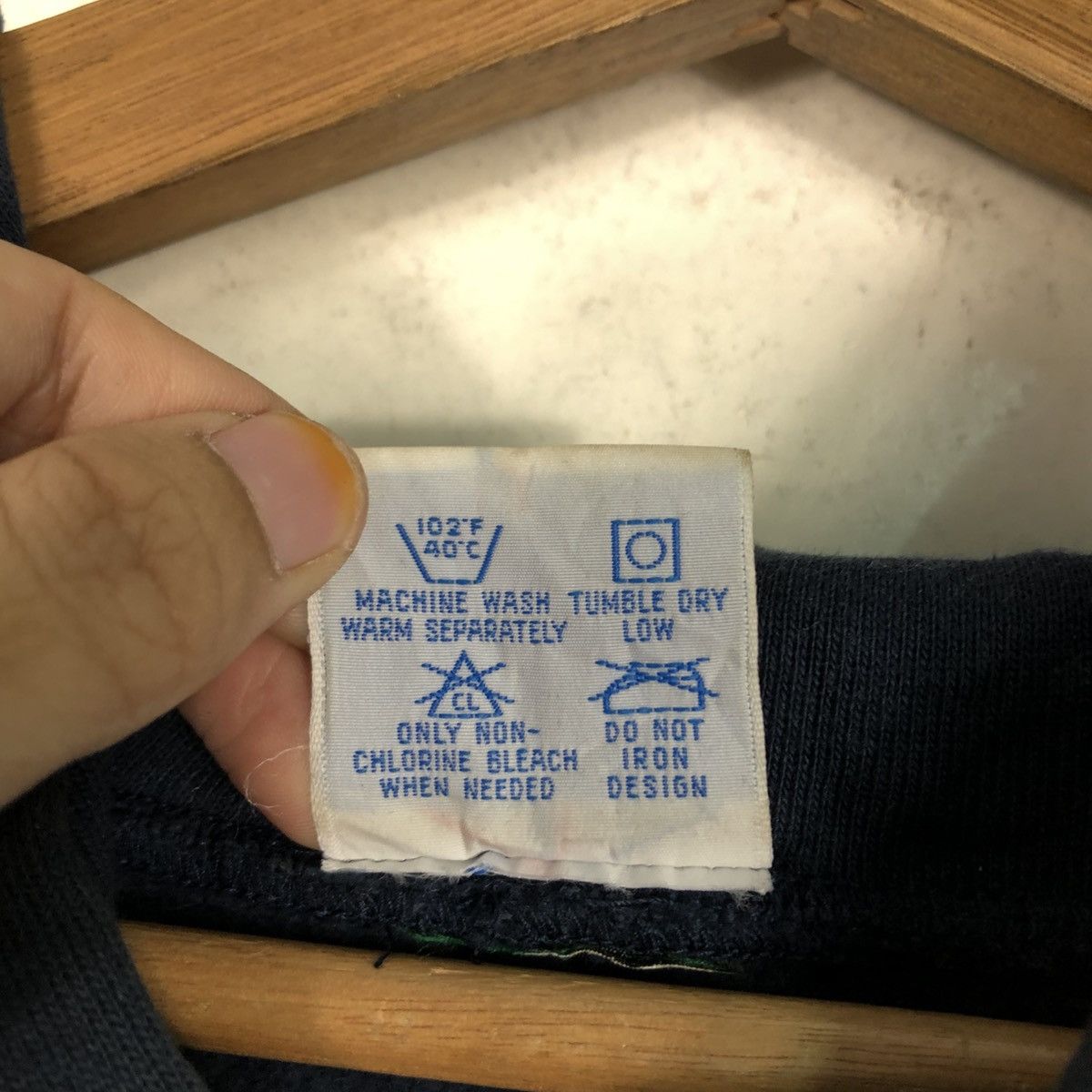 Champion 📌Vintage Hoodie Pull Over Champion Reverse Weave Made in Usa Size US M / EU 48-50 / 2 - 18 Thumbnail
