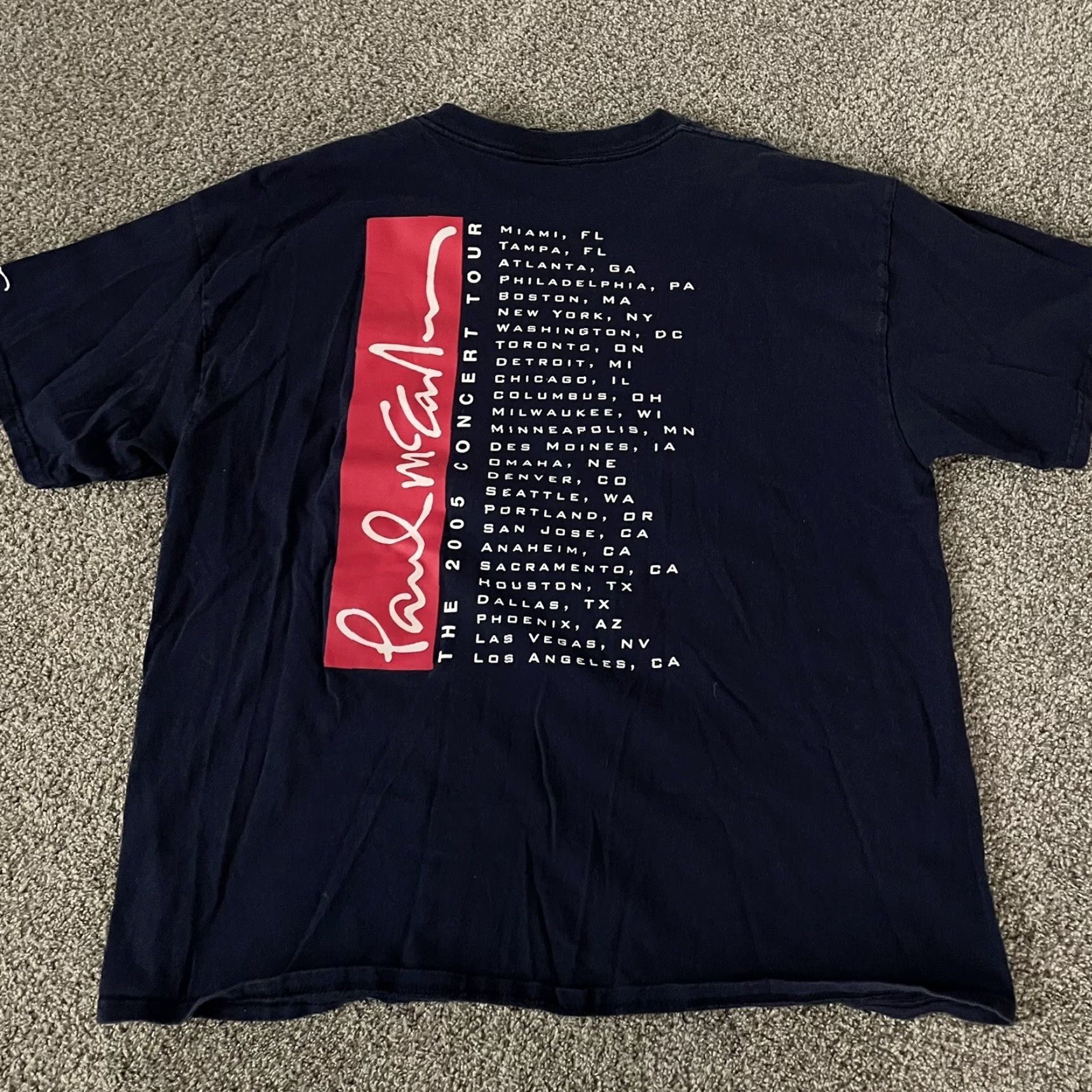 Vintage VINTAGE Giant T-Shirt Mens 2XL Blue Paul McCarthy 2005 Tour Graphic Tee Mens Size US XXL / EU 58 / 5 - 5 Thumbnail