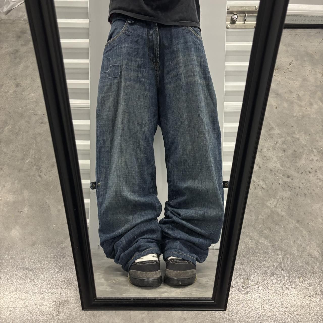 Japanese Brand × Vintage Crazy Vintage Y2K/2000s Baggy Grunge Dark Wash Rocawear Skater Style Denim Jeans! Size US 36 / EU 52 - 1 Thumbnail