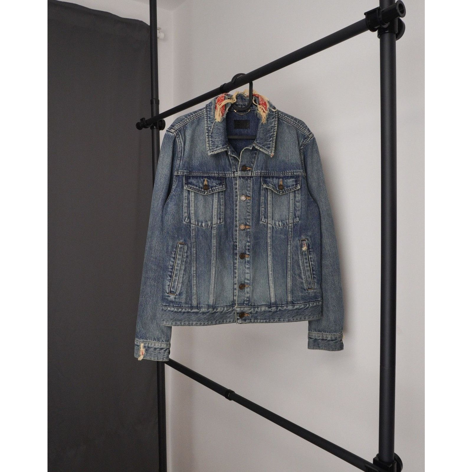 Saint Laurent Paris Saint laurent bandana distressed denim jacket Size US S / EU 44-46 / 1 - 1 Thumbnail
