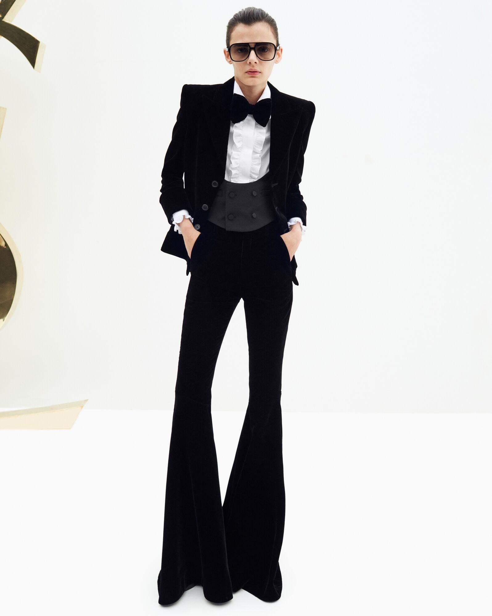 Saint Laurent Paris o1s1wg110225 731723 Flared Pant in Cupro Velvet in Black Size 27" / US 4 / IT 40 - 2 Thumbnail